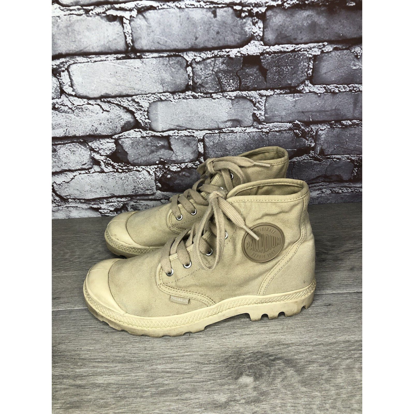 Palladium Palladium Pampa Hi Sahara Beige Khaki Canvas Lace Boots Wome Size US 8 / IT 38 - 19 Thumbnail
