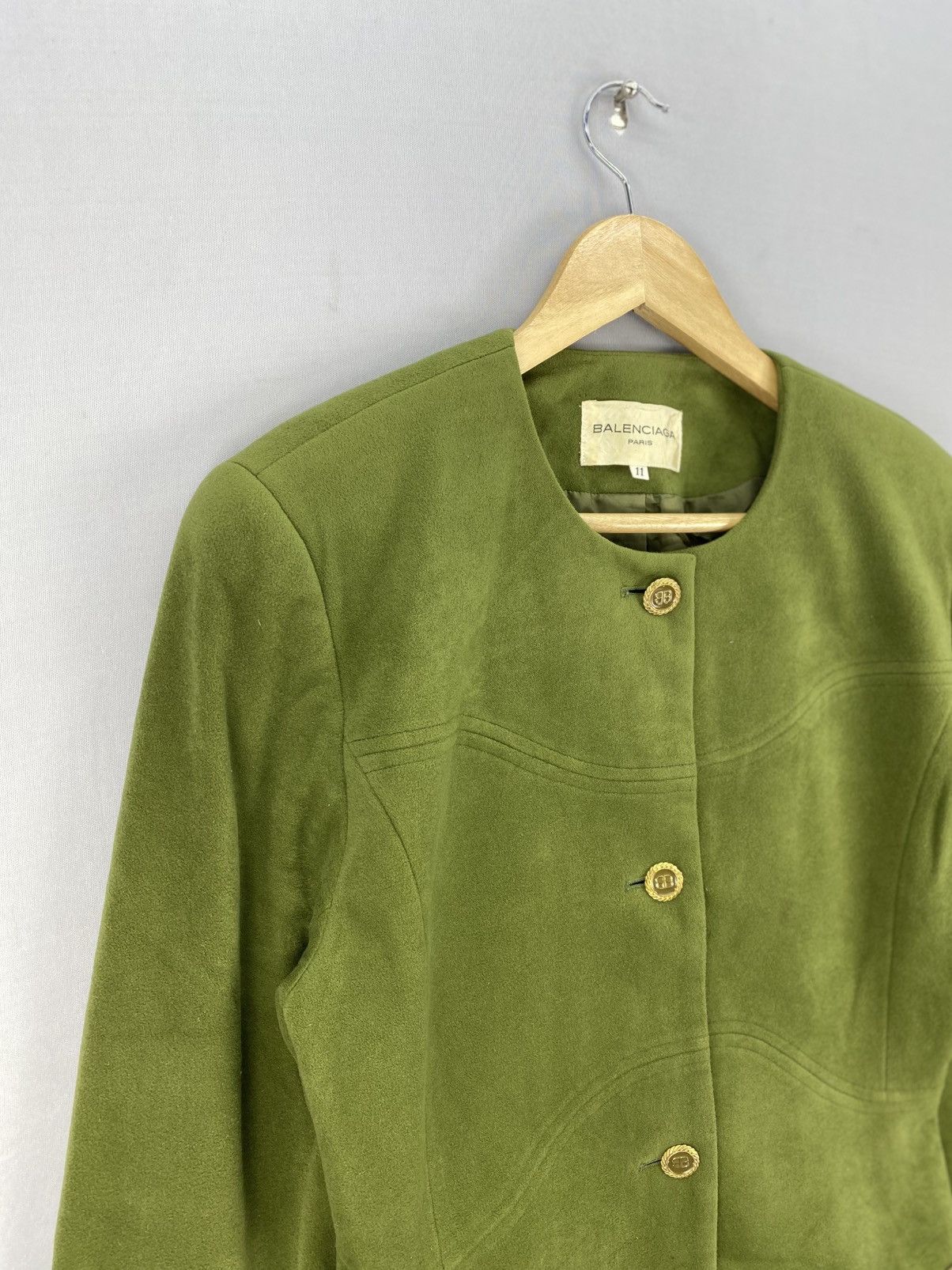 Balenciaga Vintage 90’s Balenciaga Padded Shoulder Women Cropped Jacket Size XXS / US 00 / IT 34 - 2 Thumbnail
