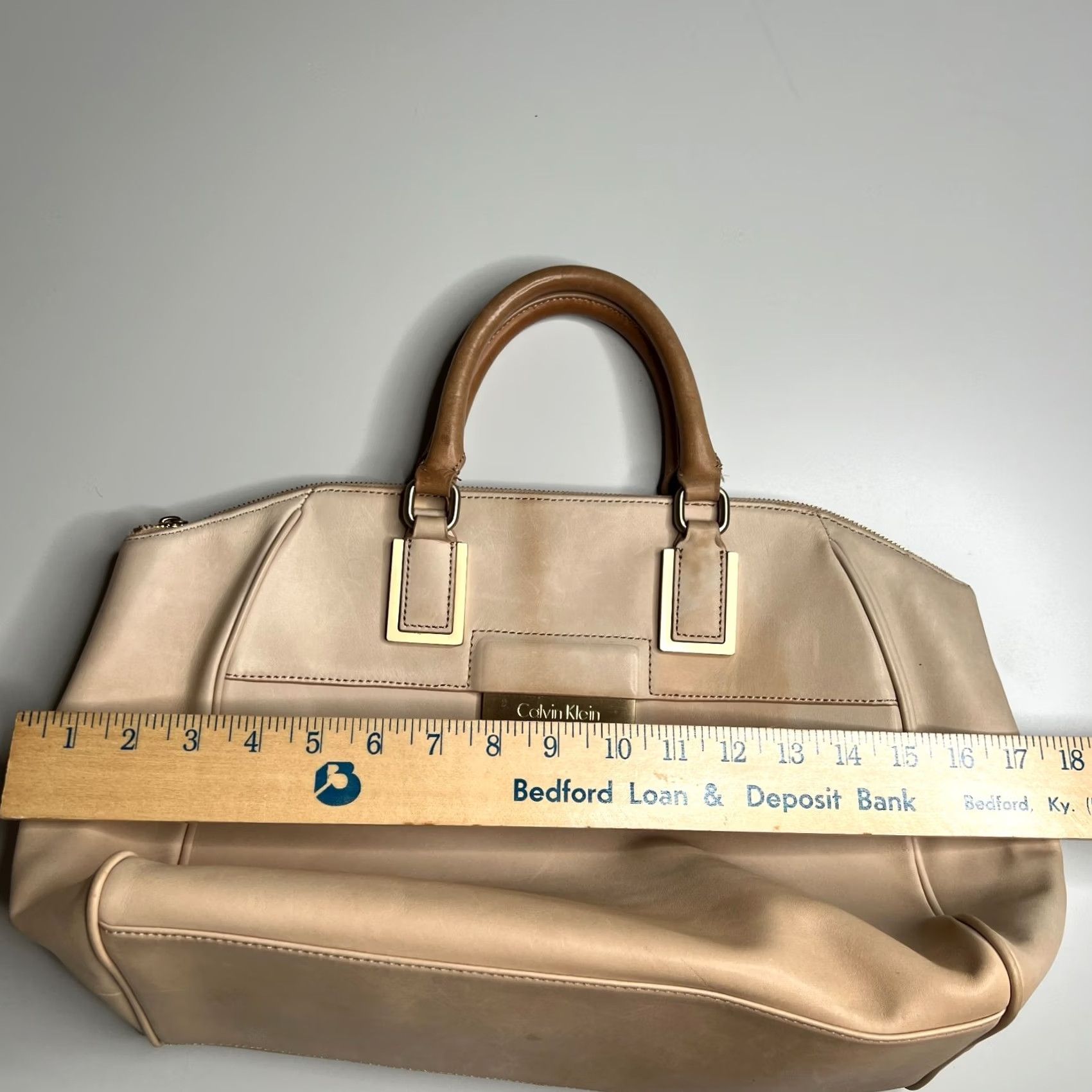 Calvin Klein Calvin Klein Beige Leather Satchel Tote Bag Gold Hardware Structured Large Purse Womens Bag Beige Gold Hardware Large Leather Satchel Size ONE SIZE - 3 Thumbnail