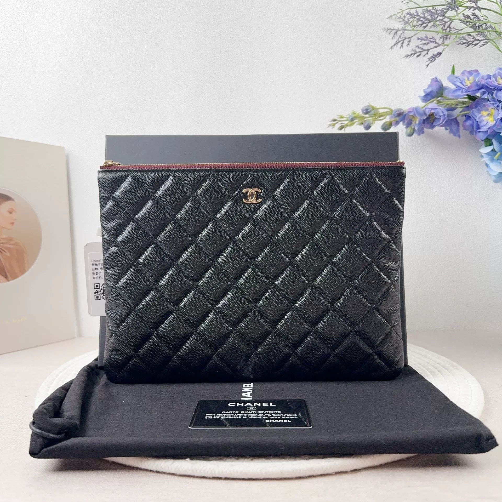 Chanel Pre-loved Bag Very good condition Size ONE SIZE - 1 Thumbnail