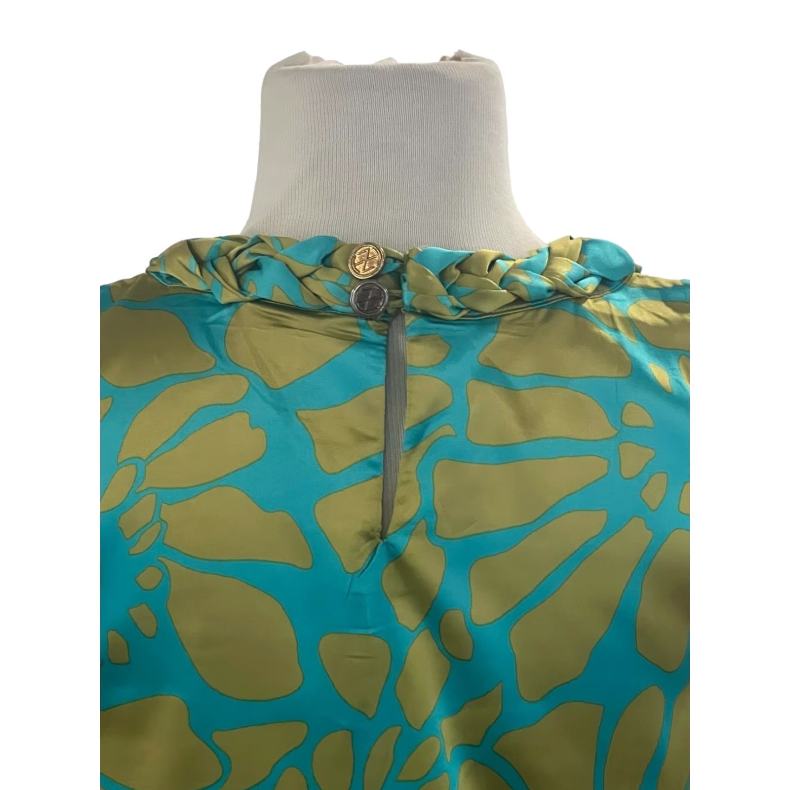 Vintage Tracy Negoshian Women's Dress Sleeveless Floral Blue & Gold Knee Length S Shifts Casual Summer Madeira? Wait. Size S / US 4 / IT 40 - 6 Thumbnail