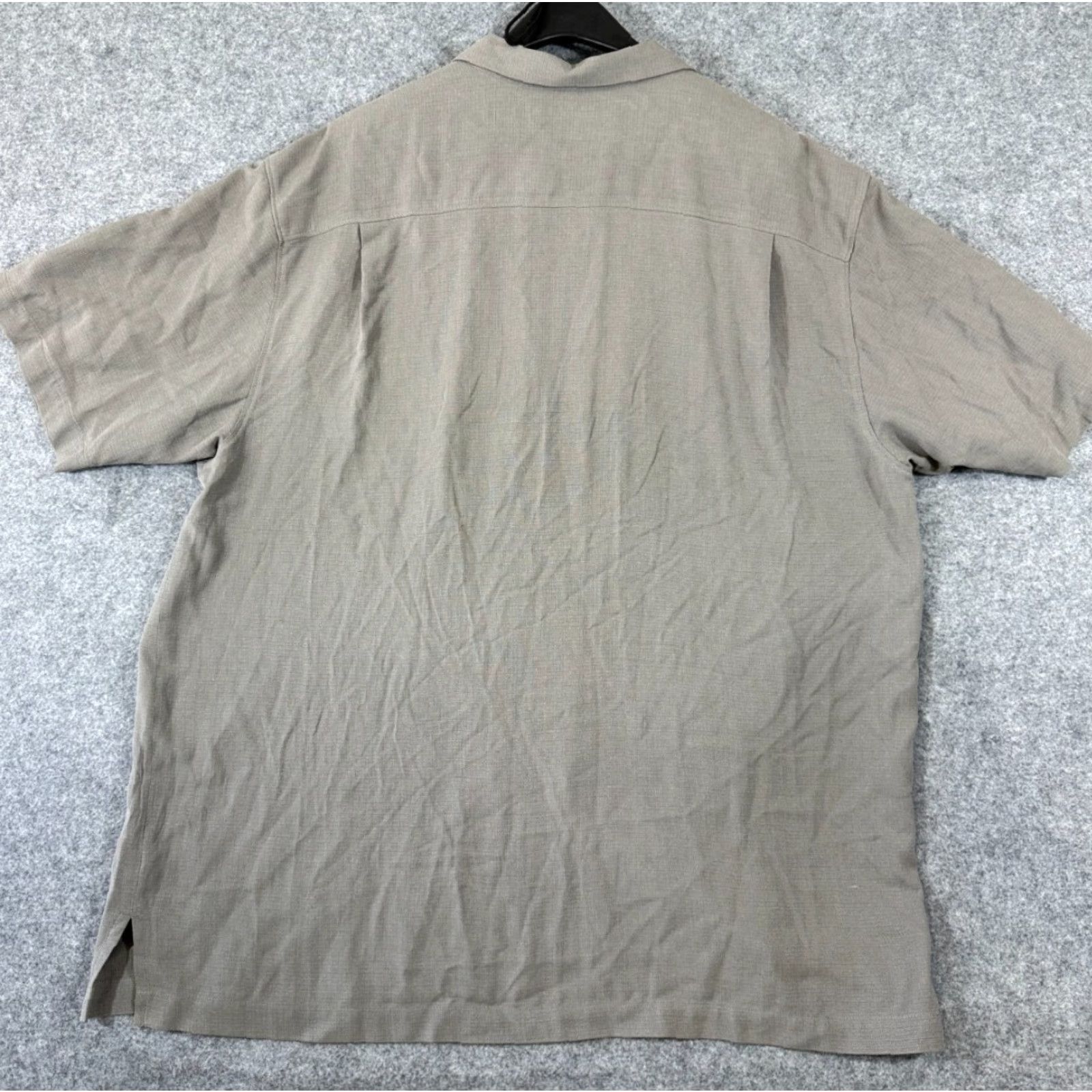 Tommy Bahama Tommy Bahama Cabana Shirt Mens XL Gray Silk Short Sleeve Button-Up Original Fit Pocket Size US XL / EU 56 / 4 - 7 Thumbnail