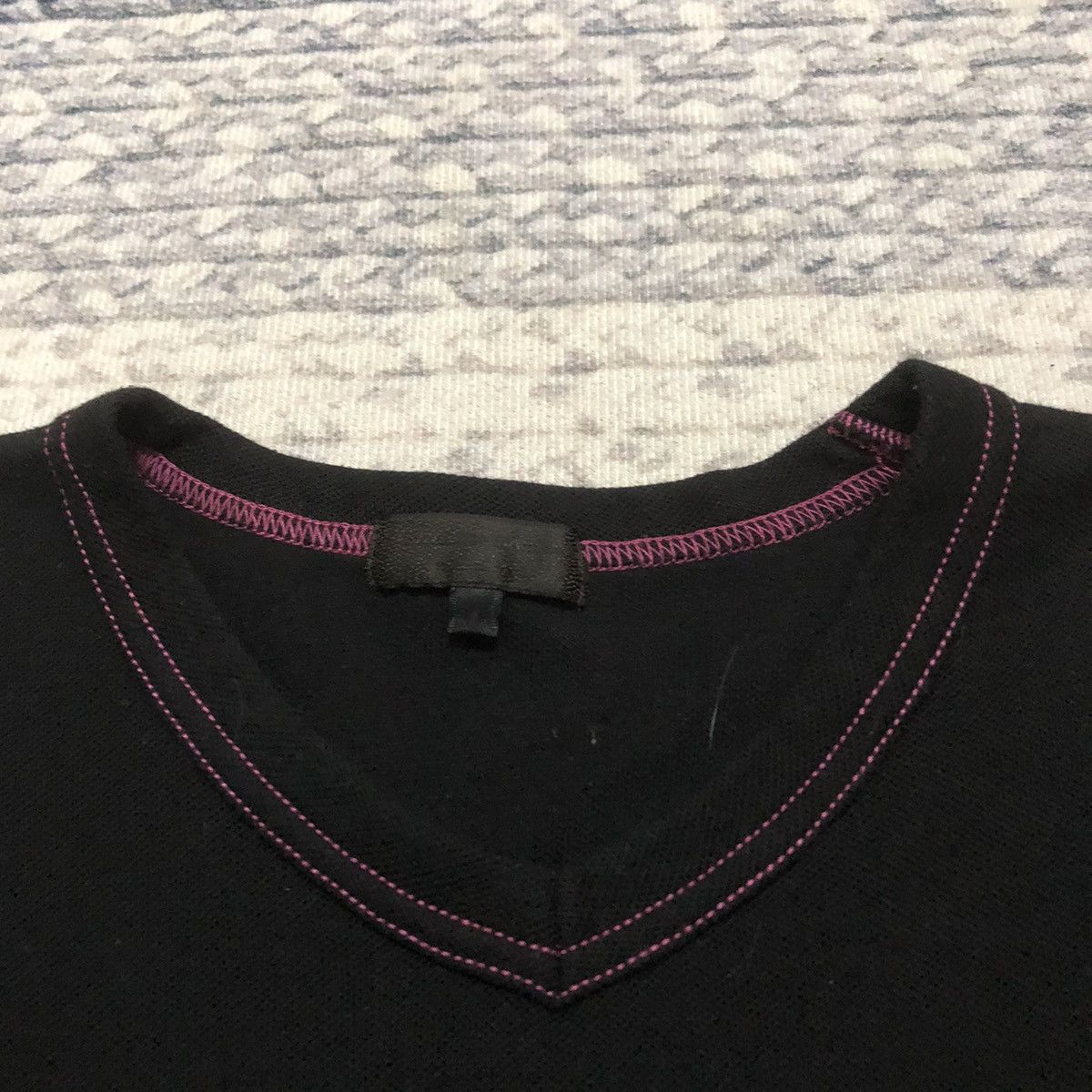 Comme des Garcons 🔥Rare Vintage Comme Des Garçons Homme Plus V-Neck Tees Size US S / EU 44-46 / 1 - 2 Thumbnail