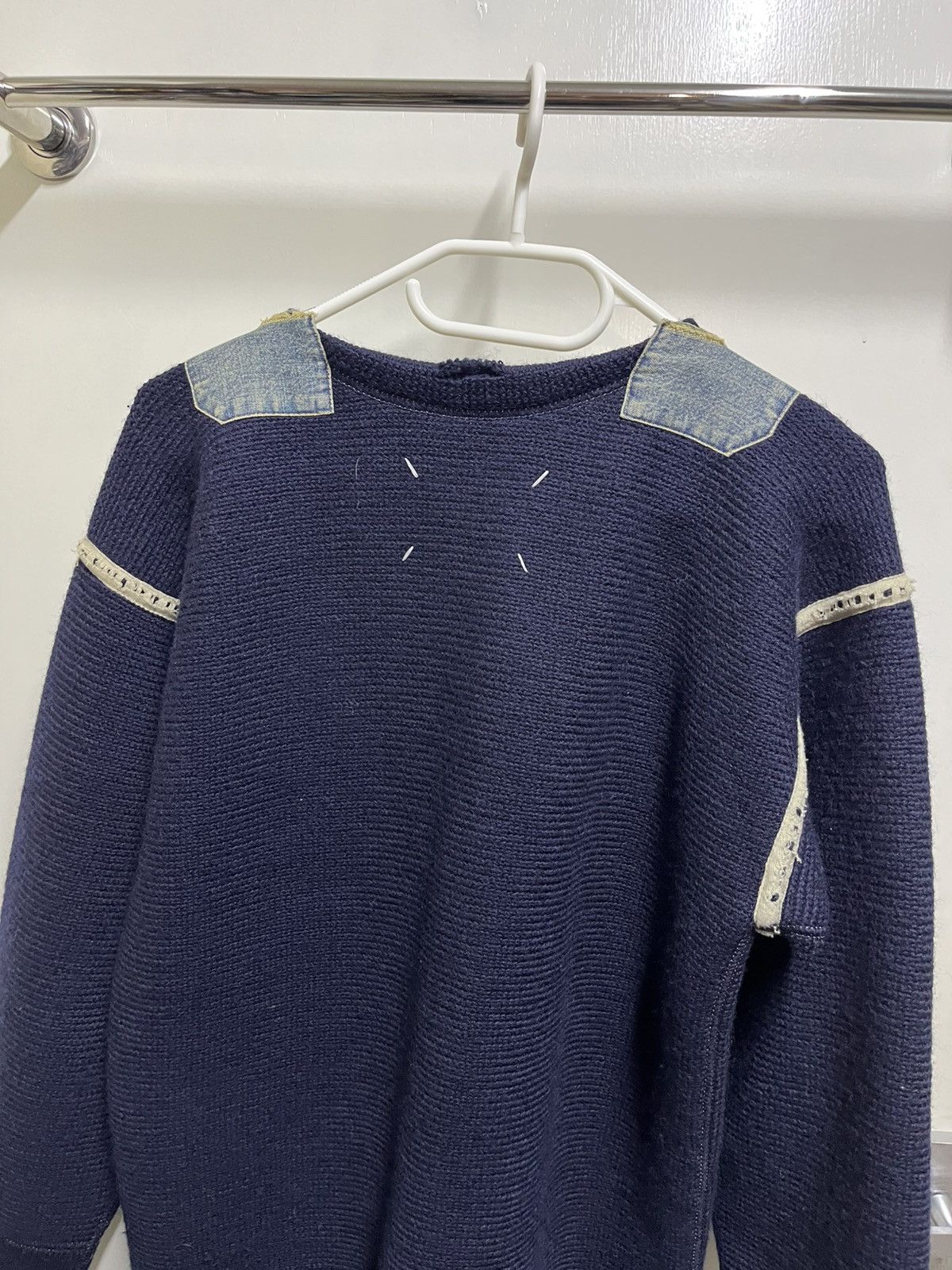 Maison Margiela Maison Margiela Leather Patch Sweater Size US S / EU 44-46 / 1 - 1 Thumbnail