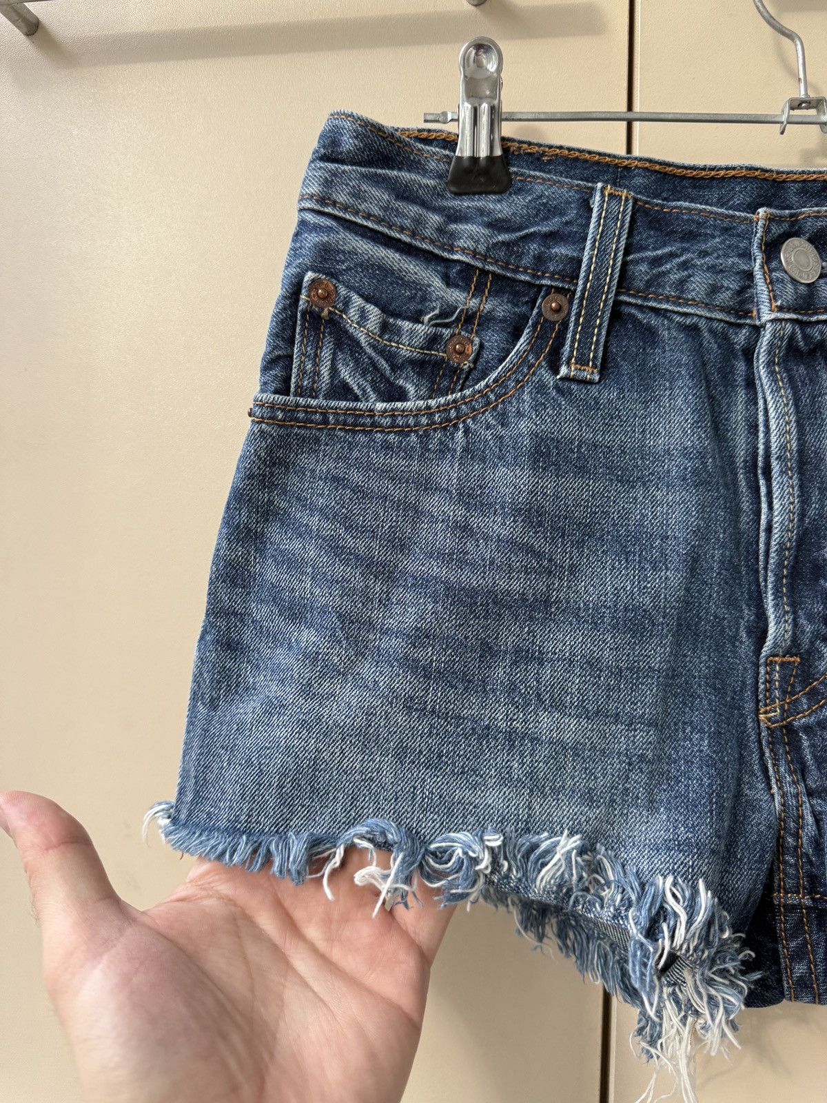 Levi's Levis 501 denim shorts high rise WMNS Size 25" / US 0 / IT 36 - 9 Thumbnail