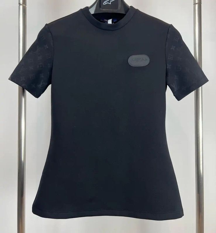 Louis Vuitton Louis Vuitton Black Cotton Women's T-Shirt 0089 Size M / US 6-8 / IT 42-44 - 1 Thumbnail