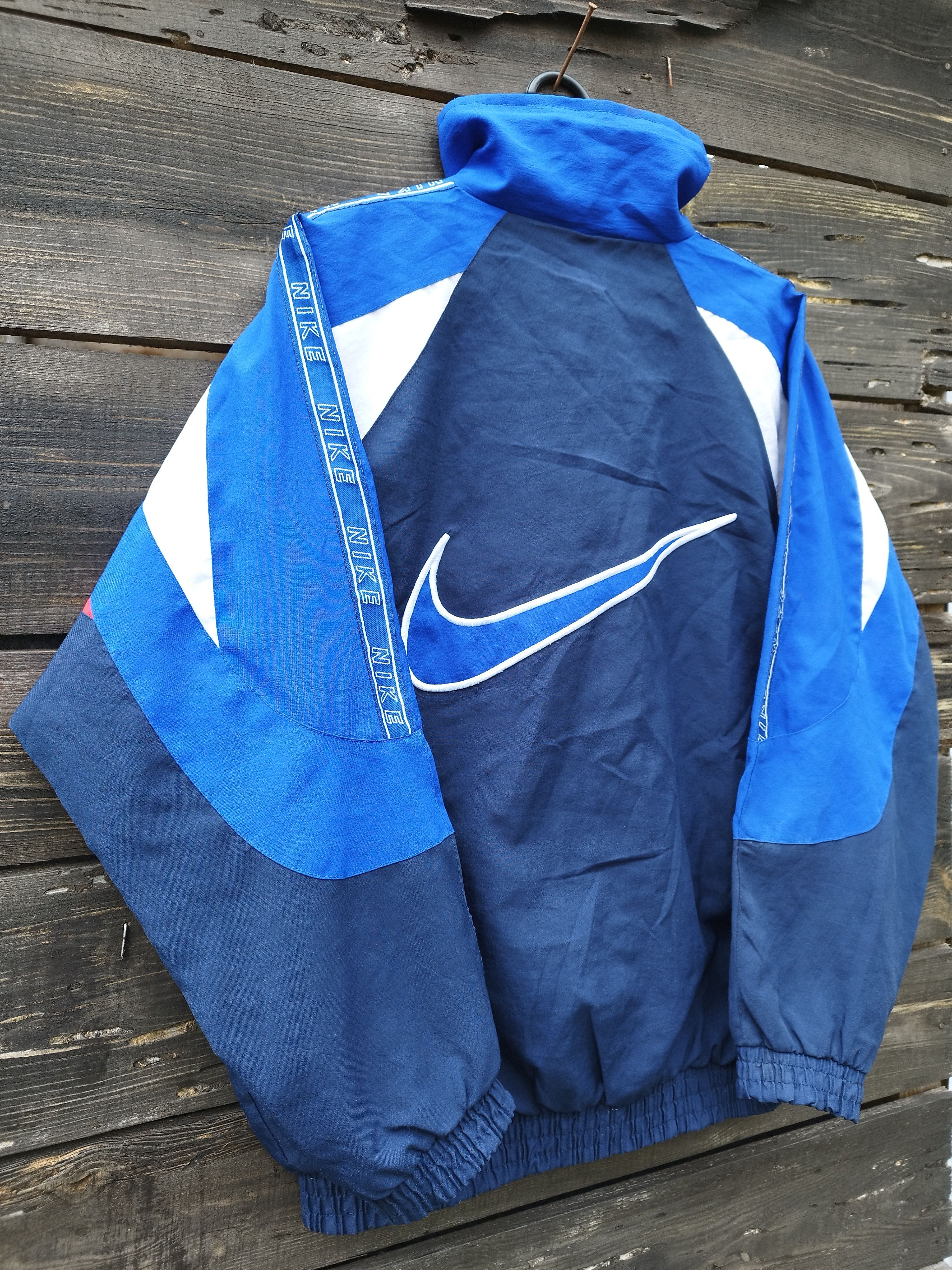 Nike Vintage Nike Big Swoosh Windbreaker Made in USA Jacket 90s Size US M / EU 48-50 / 2 - 3 Thumbnail