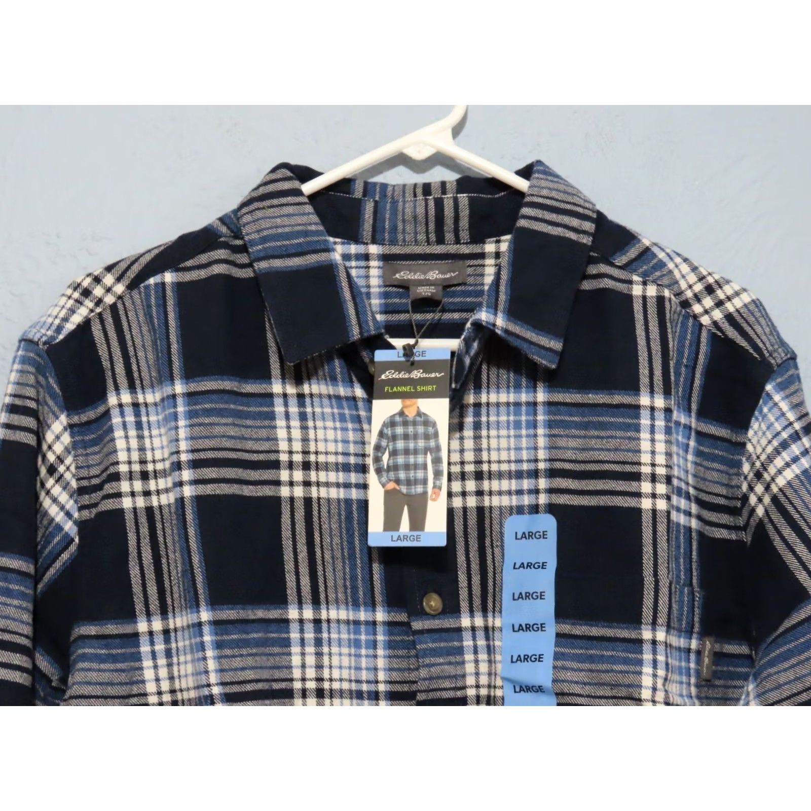 Eddie Bauer VINTAGE? No. Eddie Bauer Men's L Blue Plaid Flannel Shirt Long Sleeve Work Casual NWT Size US L / EU 52-54 / 3 - 4 Thumbnail