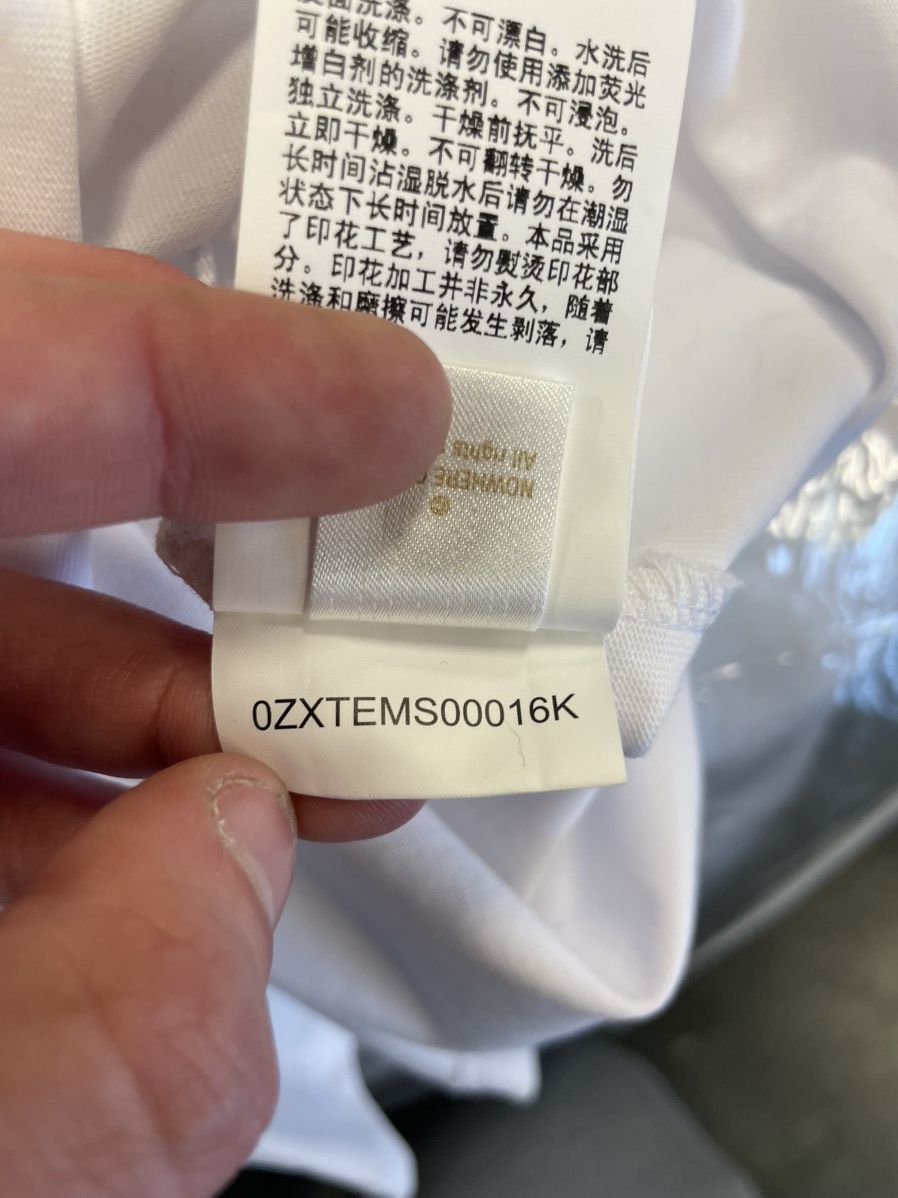 Bape Bape Graffiti Tee Size US L / EU 52-54 / 3 - 9 Thumbnail