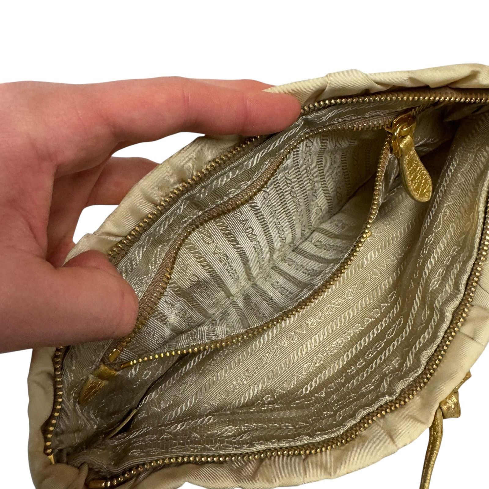 Prada × Vintage Prada Milano Shoulder Bag Size ONE SIZE - 14 Thumbnail