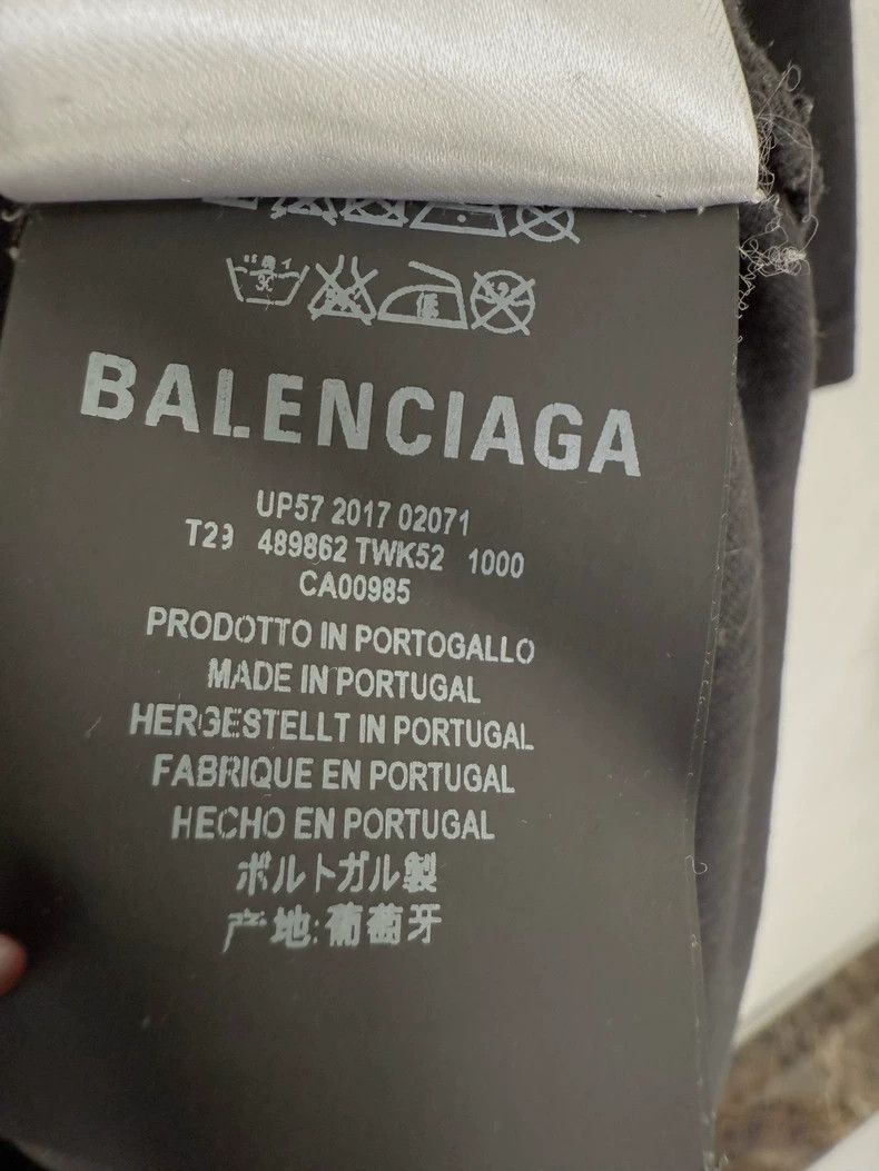Balenciaga Short Sleeve Balenciaga TShirt, Size XS-2505 Size XS / US 0-2 / IT 36-38 - 4 Thumbnail