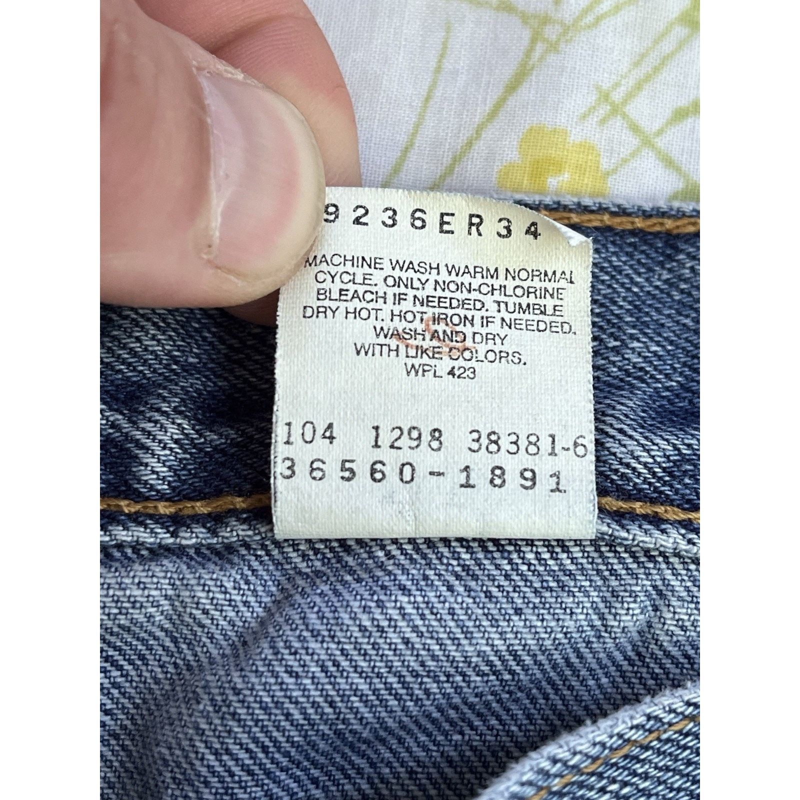 Levi's VTG Levi’s 560 Loose Fit Jean Shorts Men’s Size 42 Jorts Size US 42 / EU 58 - 8 Thumbnail
