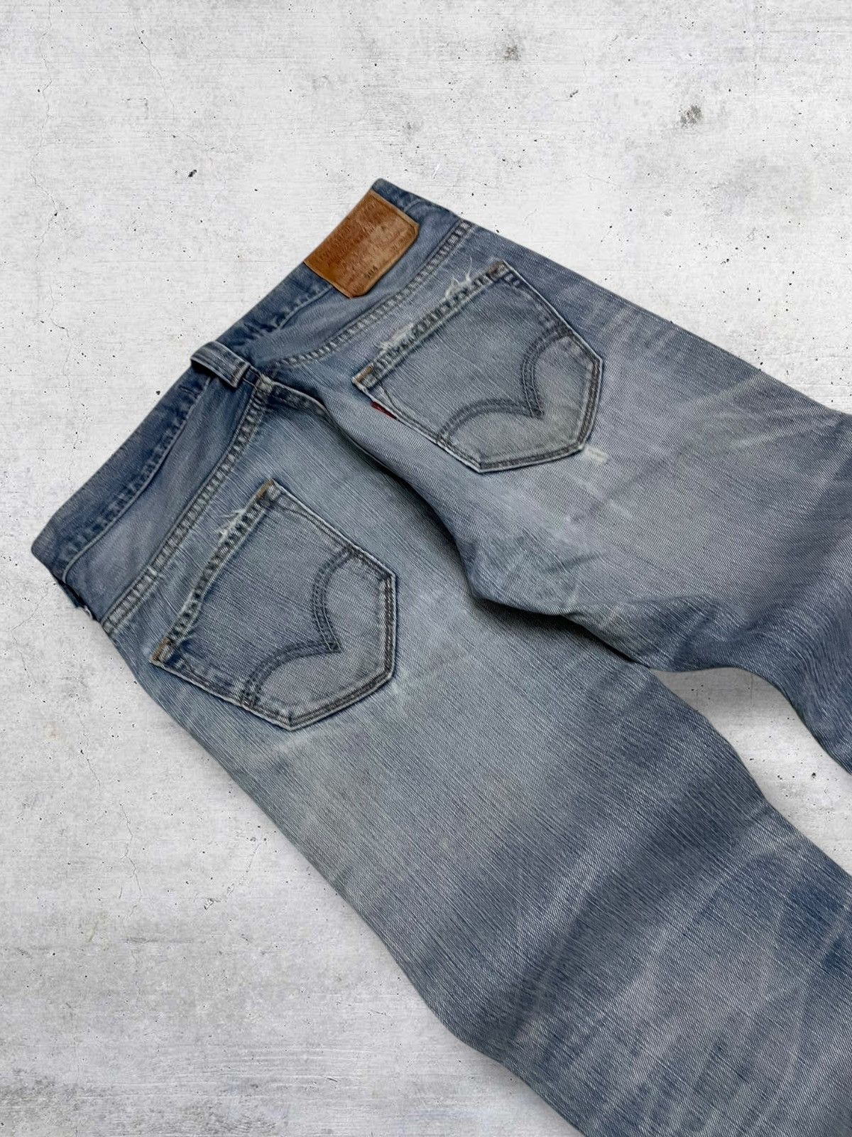Levi's Vintage Clothing VINTAGE 504 LEVIS USA DESIGNER 90S RIPPED OG STYLE DENIM Size US 30 / EU 46 - 15 Thumbnail