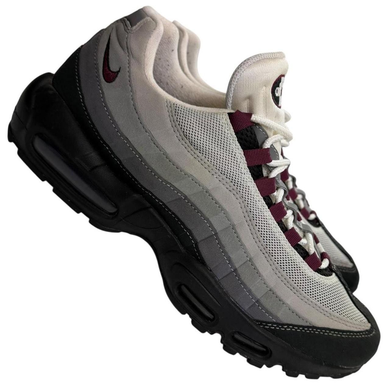 Nike Nike Air Max 95 Dark Beetroot - Size US 11 / EU 45 / UK 10 Size US 11 / EU 44 - 1 Thumbnail