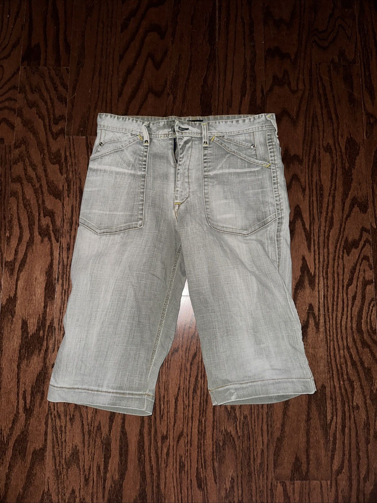 Versace Versace Jean Shorts 90’s Vintage 34 Size US 34 / EU 50 - 1 Thumbnail