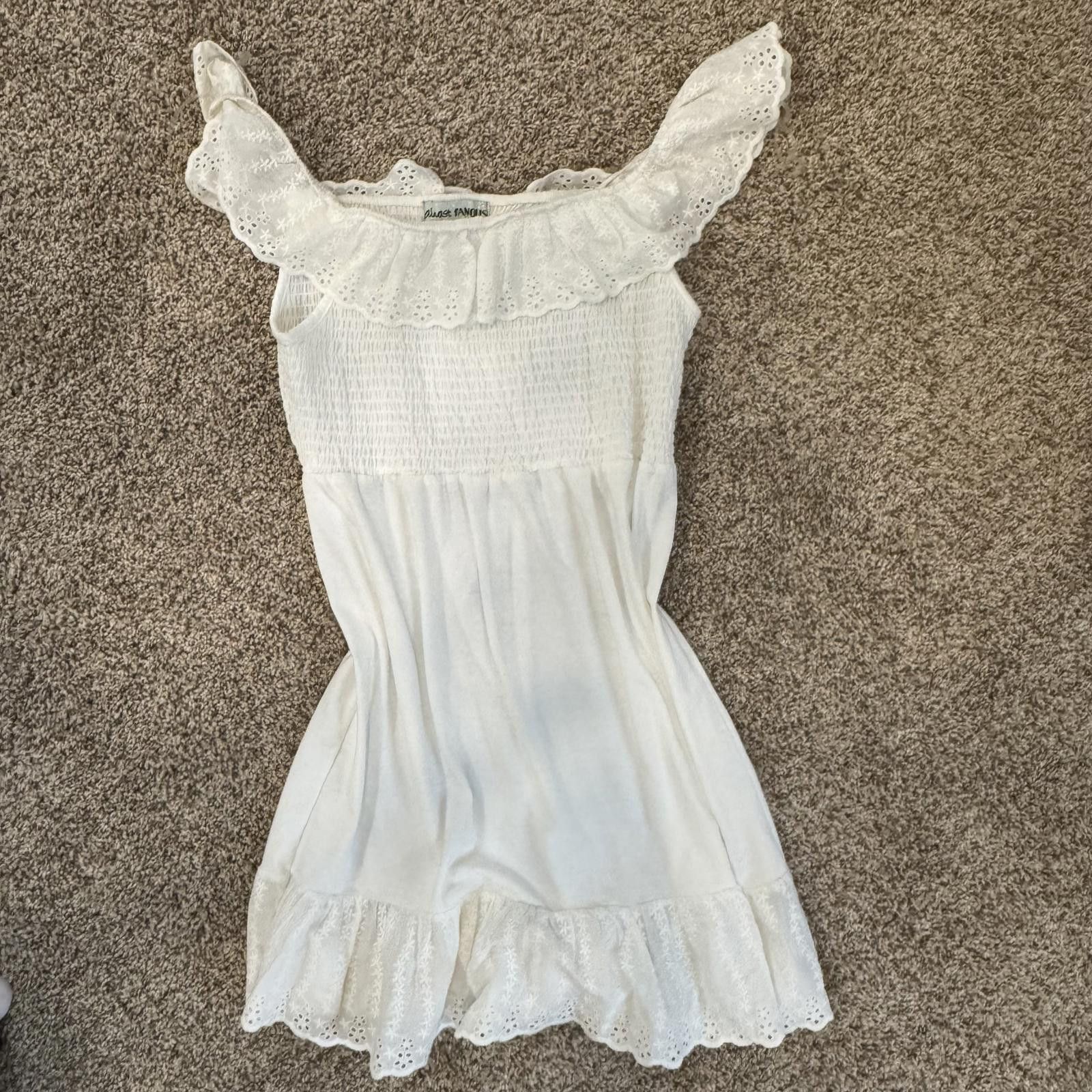 Almost Famous Girls Large Almost Famous White Ruffle Off-Shoulder Dress Size L / US 10 / IT 46 - 1 Thumbnail