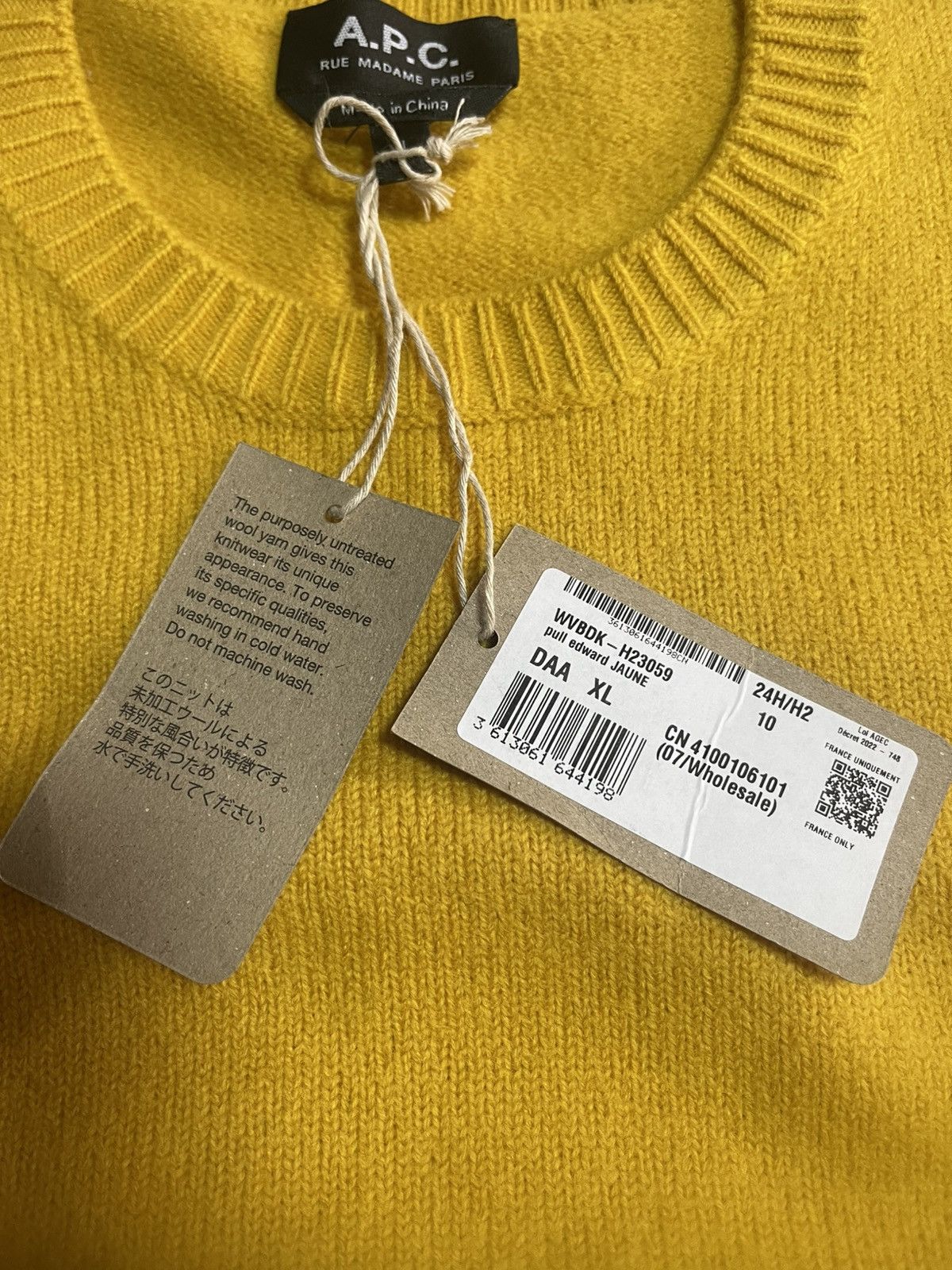A.P.C. A.P.C. PULL EDWARD JAUNE SWEATER SIZE XL NEW Size US XL / EU 56 / 4 - 12 Thumbnail
