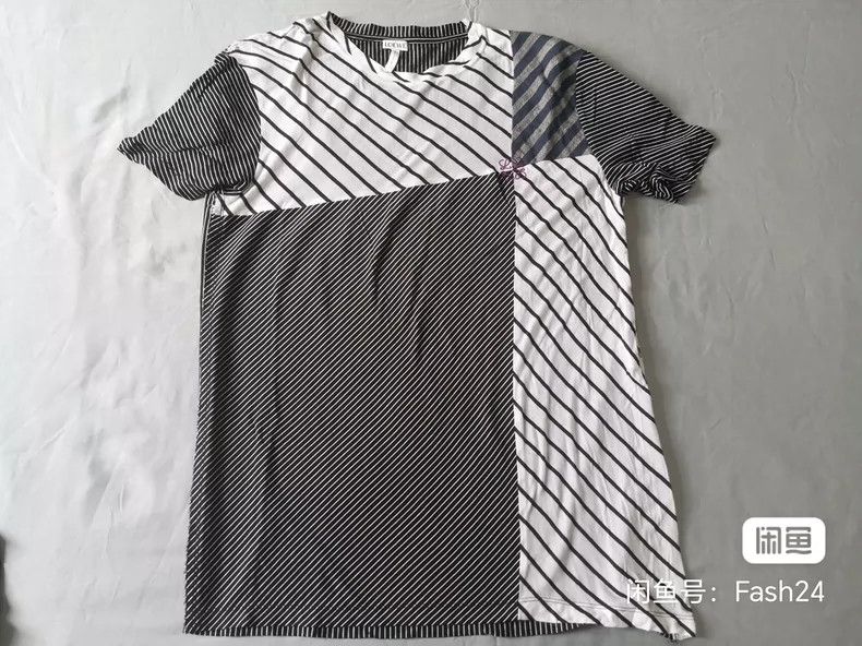 Loewe LOEWE Short sleeve T-shirt Size M / US 6-8 / IT 42-44 - 1 Thumbnail