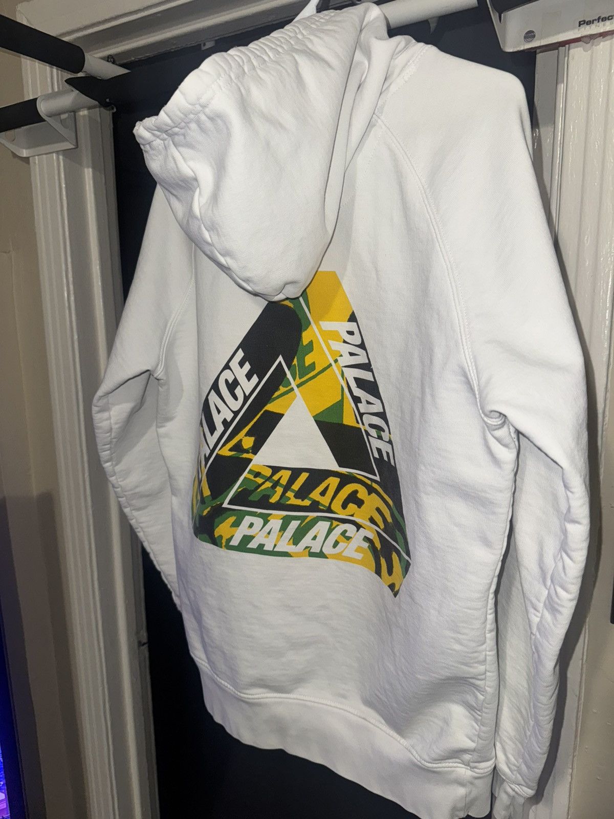 Palace Palace Camo Hoodie Size US L / EU 52-54 / 3 - 2 Thumbnail