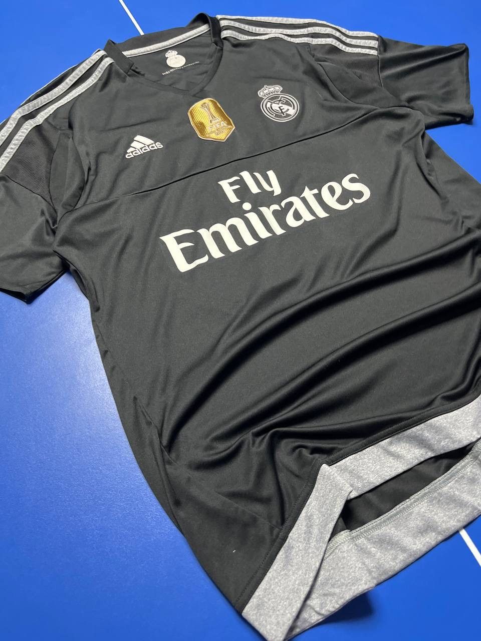 Adidas Real Madrid 2015/16 Goalkeeper Jersey (Casilla #13) Size US L / EU 52-54 / 3 - 2 Thumbnail