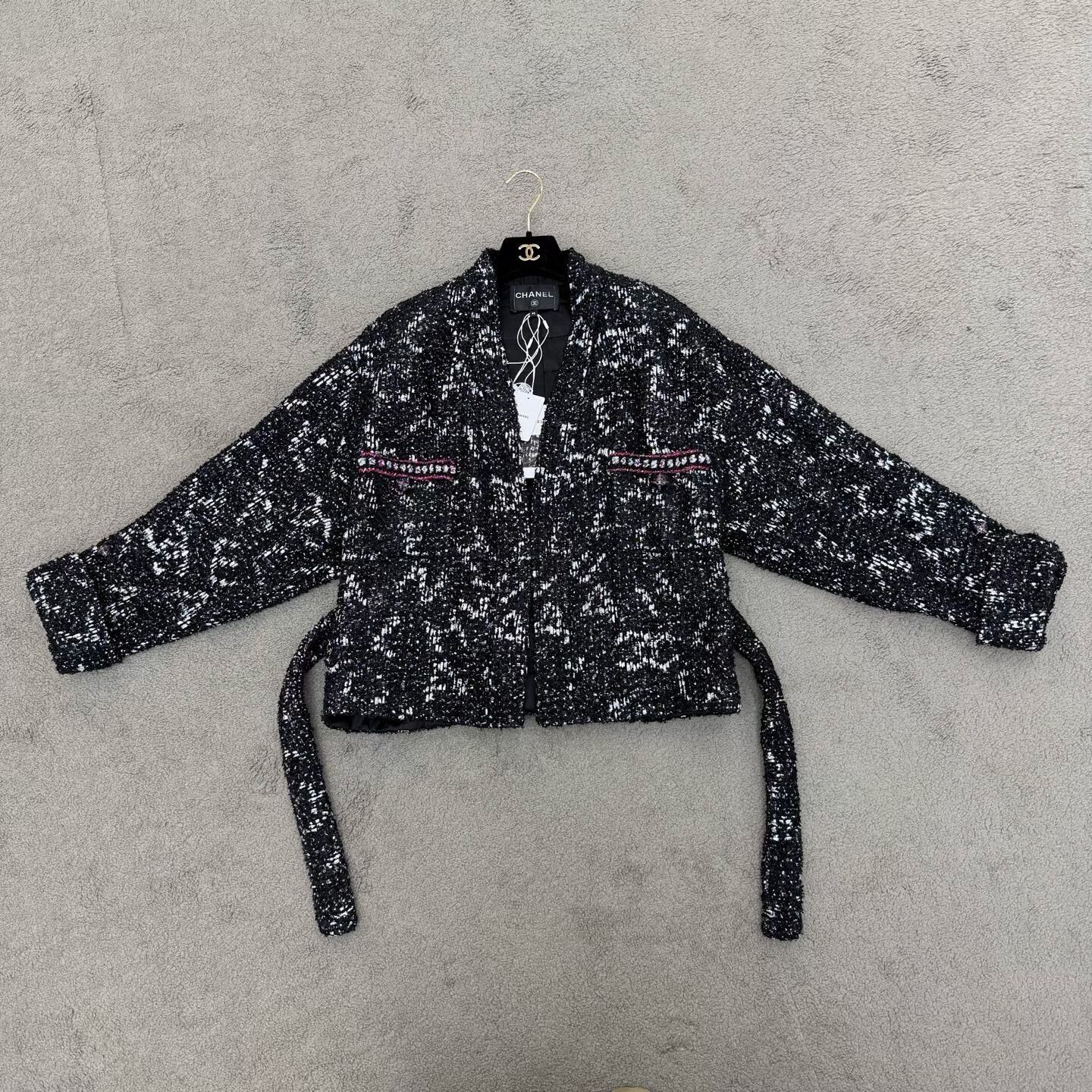Chanel Chanel 24C Sequin Tweed Coat Size S / US 4 / IT 40 - 1 Thumbnail