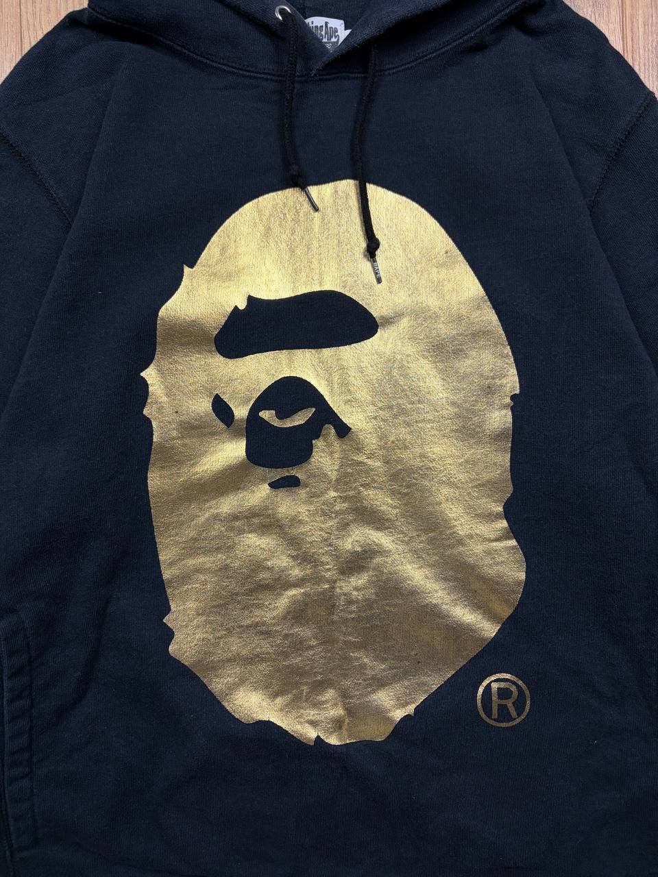 Bape BAPE GOLD FOIL APE HOODIE Size US L / EU 52-54 / 3 - 3 Thumbnail