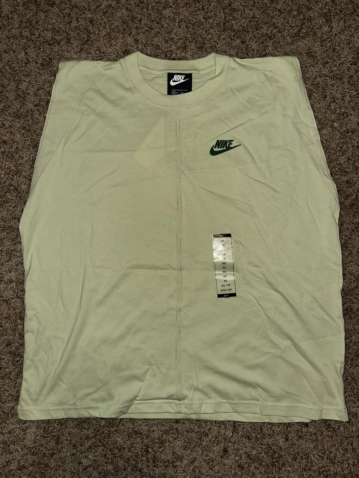 Nike Nike Women’s NSW Canotta Earth Day Tank Top Sample Size XS / US 0-2 / IT 36-38 - 1 Thumbnail