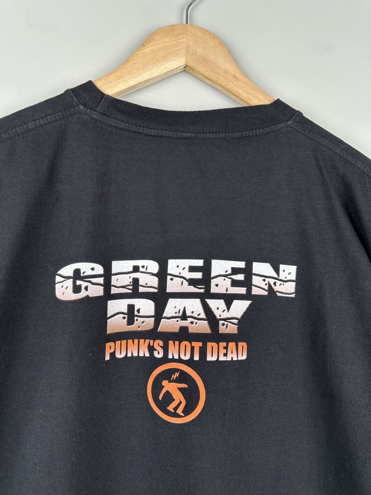 Band Tees Vintage Y2K Green Day Rock Machine Tee Size US L / EU 52-54 / 3 - 6 Thumbnail