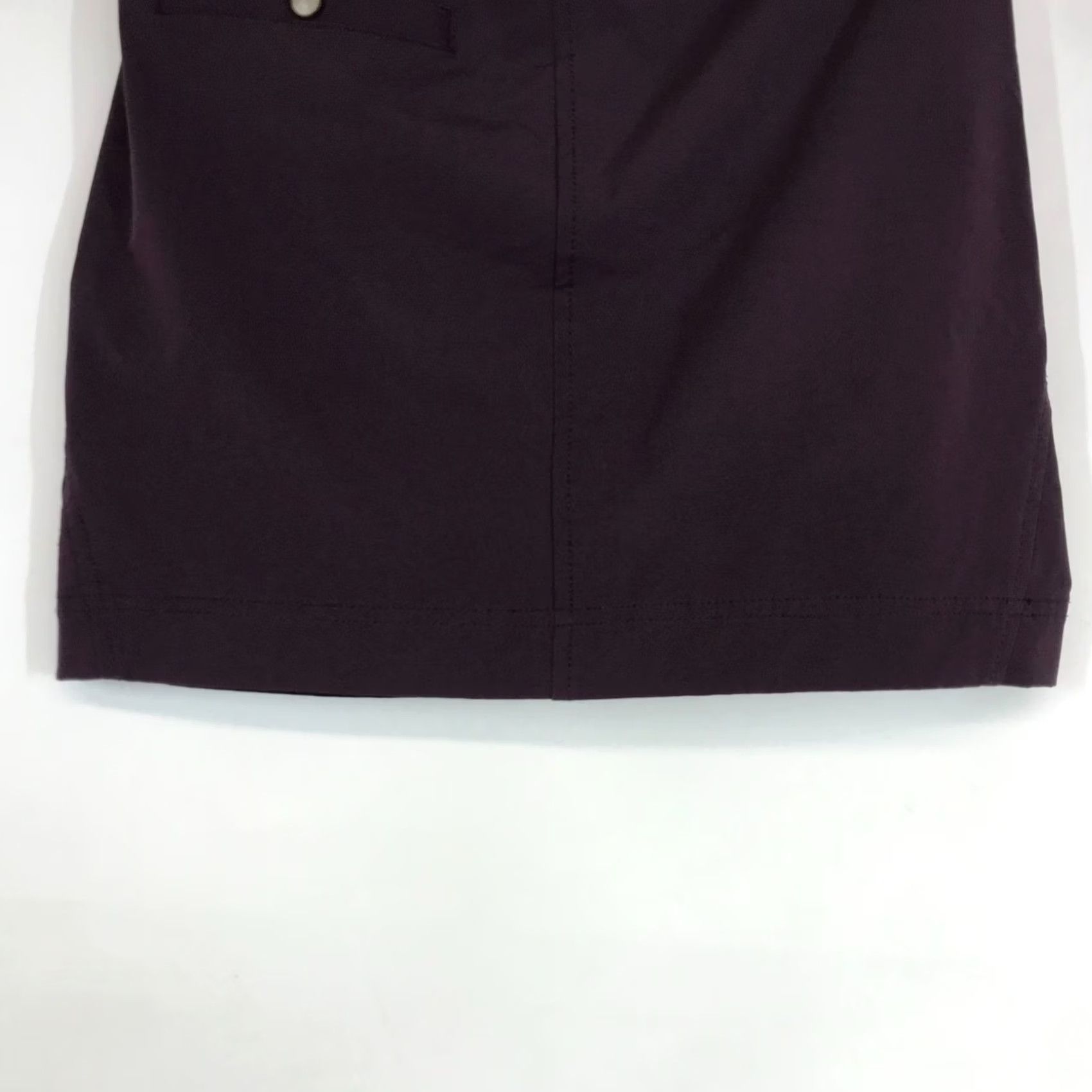 Vintage Title Nine Skirt Womens 6 BURGUNDY WOMEN SNAP WAIST POLYESTER BLEND POCKETS Size 28" / US 6 / IT 42 - 6 Thumbnail
