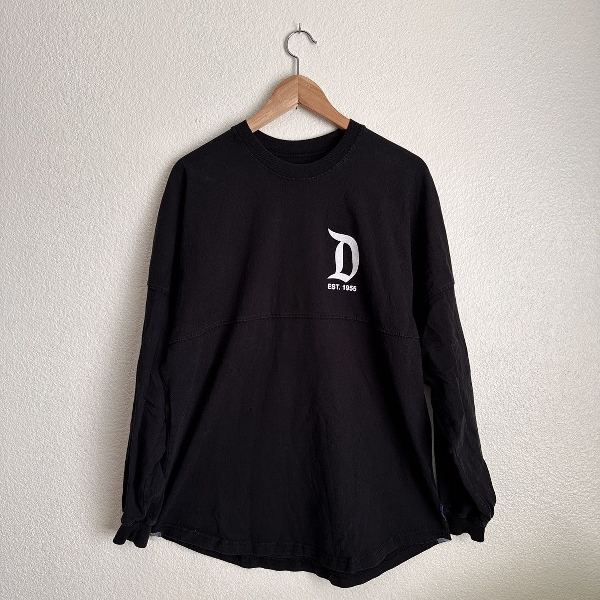 Disney Disney World Disneyland Resort Spirit Jersey size Medium M Size US M / EU 48-50 / 2 - 1 Thumbnail