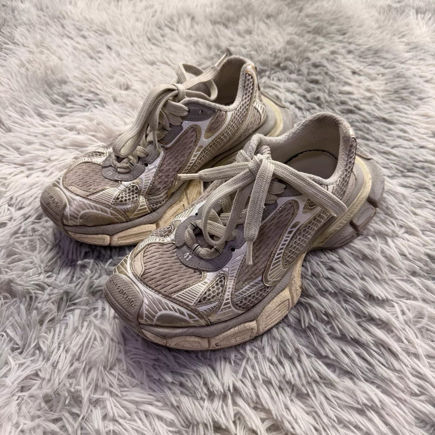 Balenciaga Balenciaga White Sneakers Low Top Size US 8 / EU 41 - 1 Thumbnail