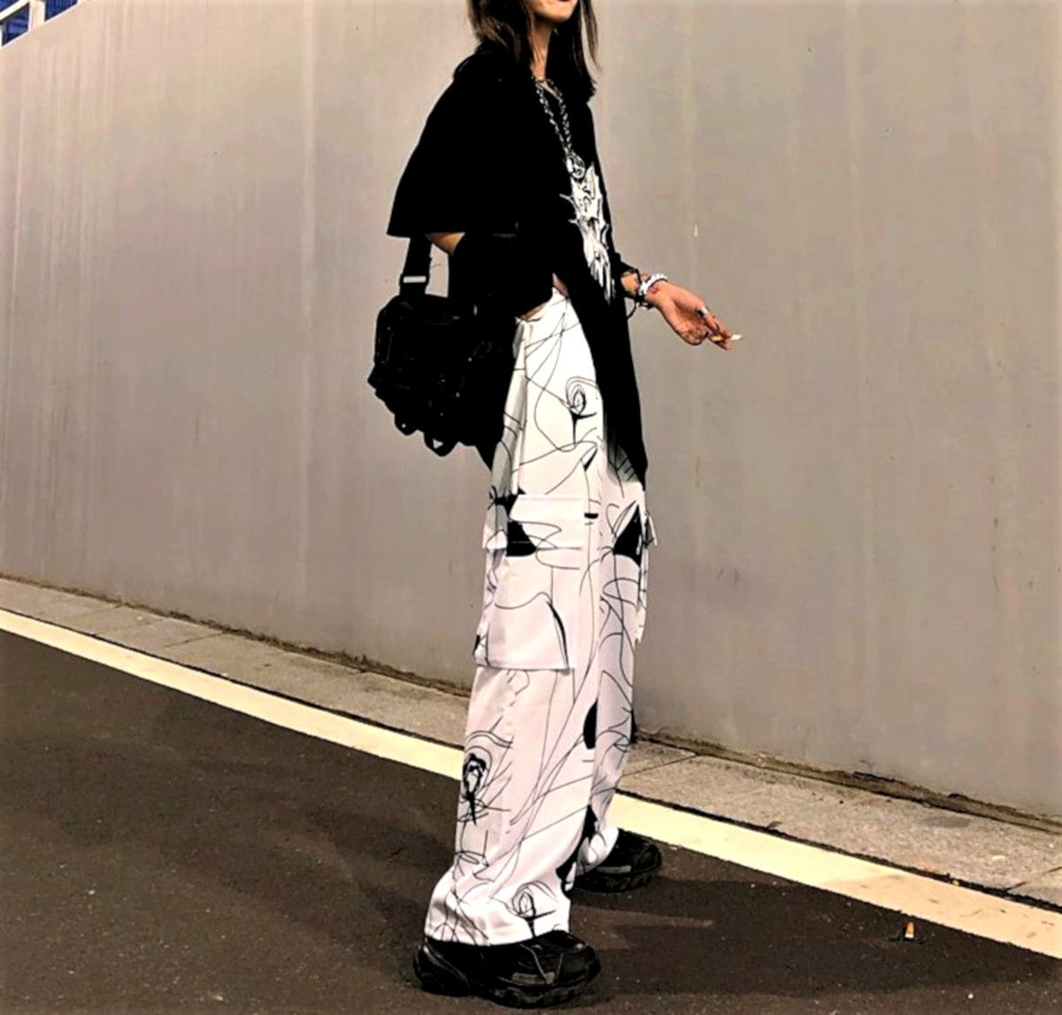 Designer × Japanese Brand Punk Hippie Goth Abstract Wide Leg Cargo Pants Unique Size US 28 / EU 44 - 3 Thumbnail