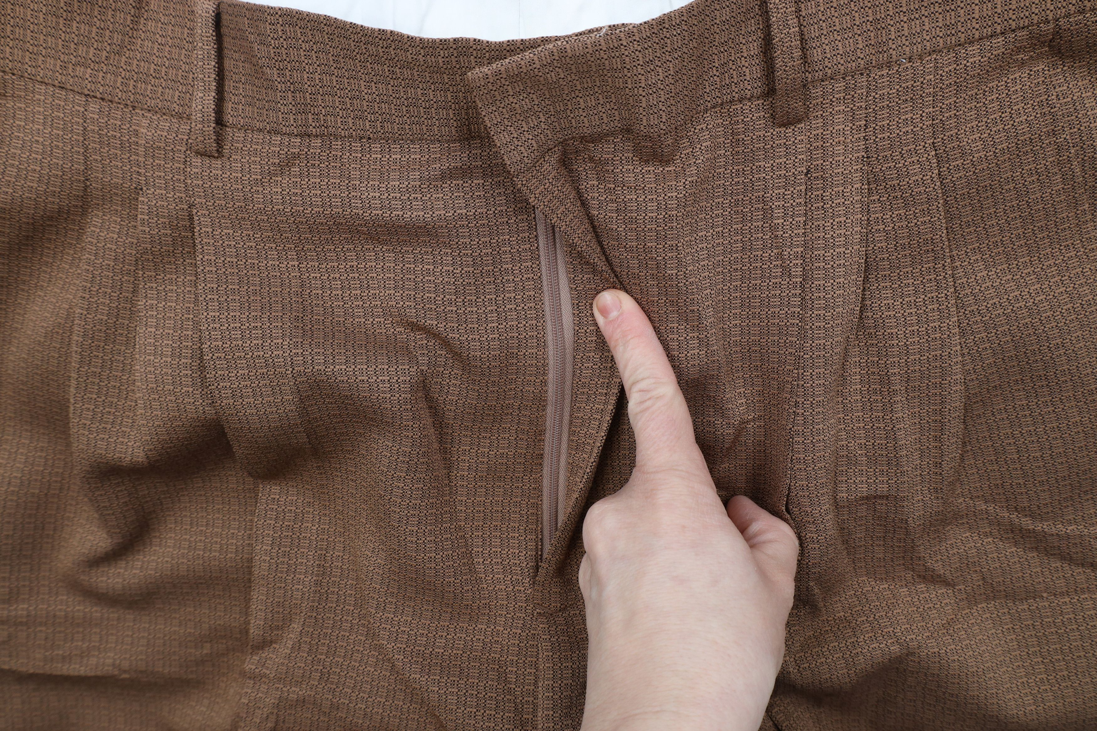 Vintage Vintage 90s Streetwear Pleated Cuffed Wide Leg Chino Pants Size US 38 / EU 54 - 5 Thumbnail