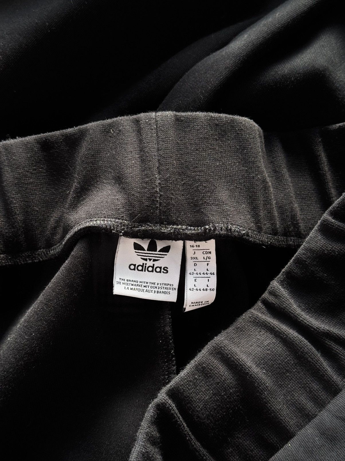 Adidas Adidas Balenciaga Style baggy Track Pants Hype Sweatpants Size US 32 / EU 48 - 10 Thumbnail