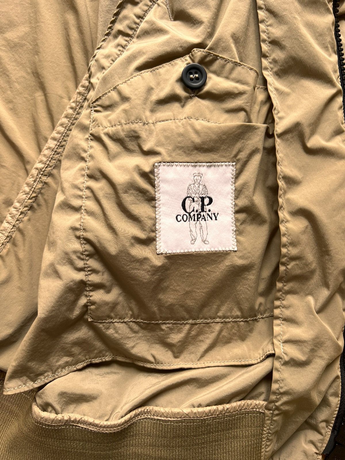 C.P. Company C.P. Company NYcra-R short lightweight Jacket Beige nylon Size US L / EU 52-54 / 3 - 11 Thumbnail