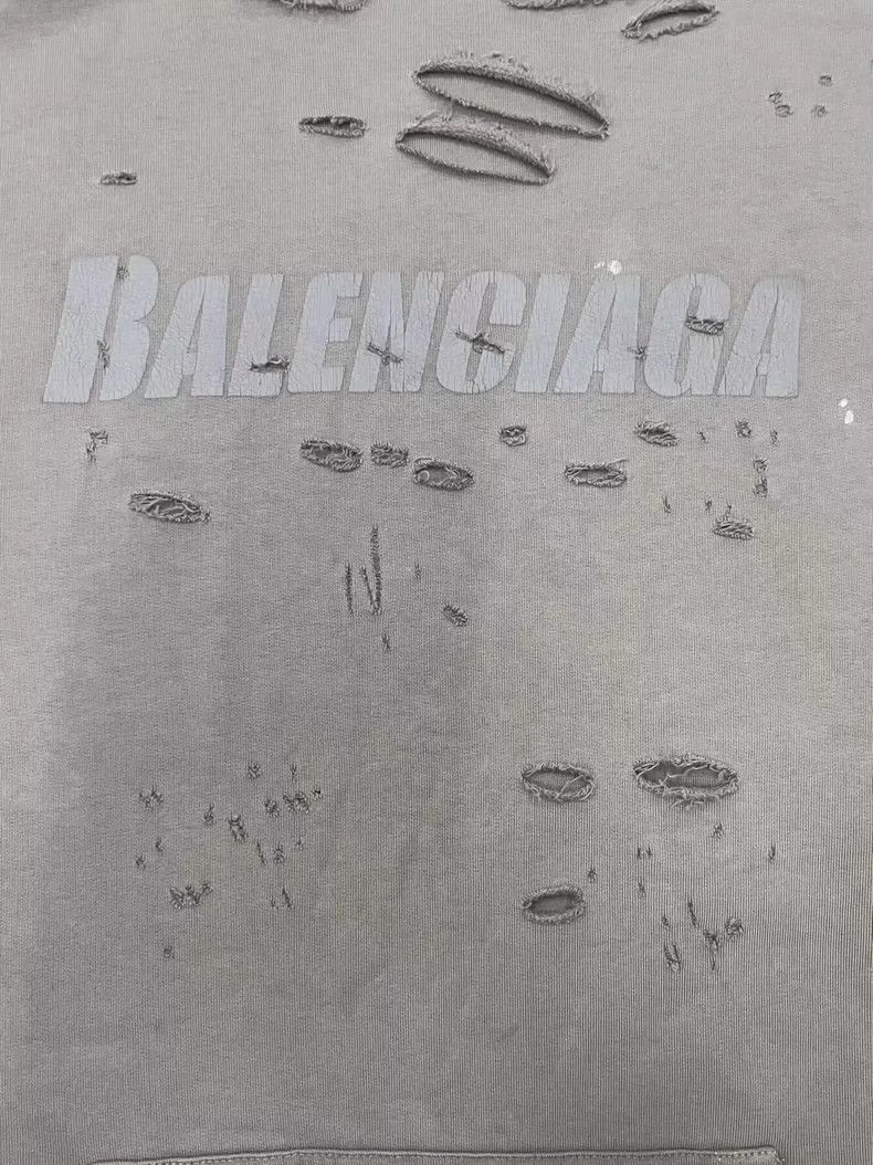 Balenciaga Balenciaga FW22 Letter Logo Printed Ripped Hoodie Size US XS / EU 42 / 0 - 3 Thumbnail