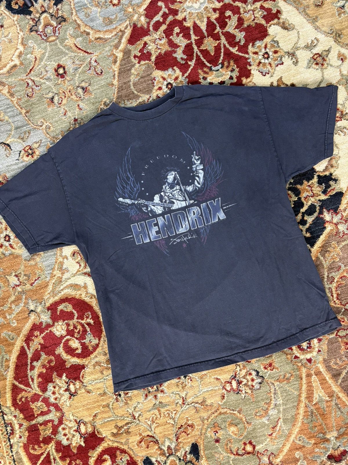 Band Tees × Jimi Hendrix × Vintage Y2K 2005 Jimi Hendrix T-Shirt Size US XL / EU 56 / 4 - 1 Thumbnail