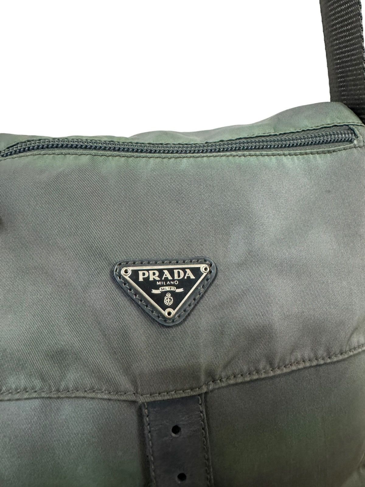 Prada Vtg🔥Prada Tessuto Nylon Green Buckle Crossbody Shoulder Bag Size ONE SIZE - 10 Thumbnail