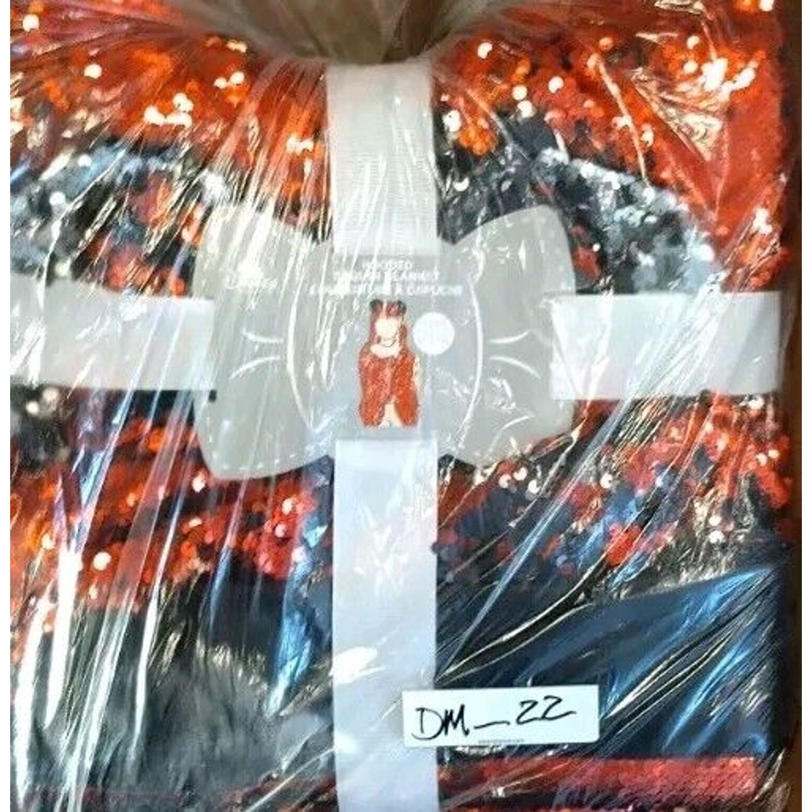 Disney NEW Disney Minnie Mouse Reversible Sequin Hooded Throw 70X40 Size ONE SIZE - 3 Thumbnail