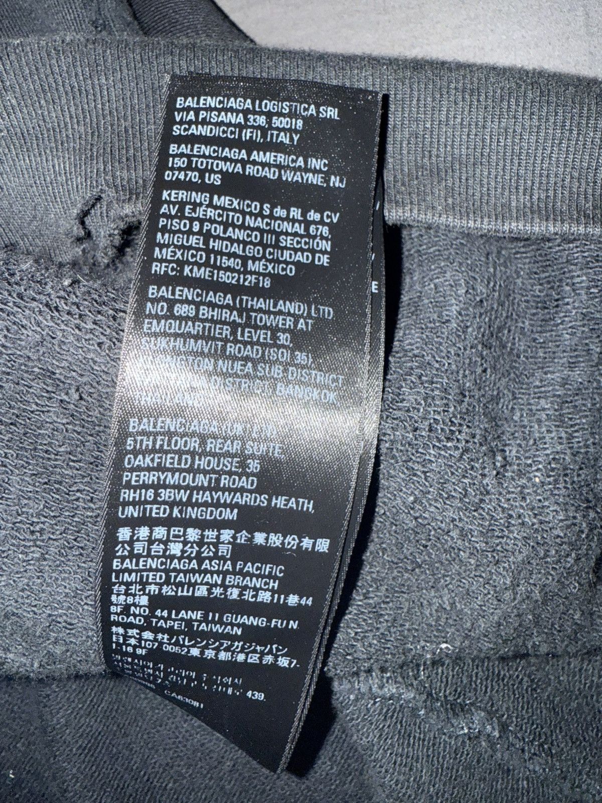 Balenciaga Balenciaga Paris Logo-embroidered Cotton Hoodie In Black Size US L / EU 52-54 / 3 - 5 Thumbnail