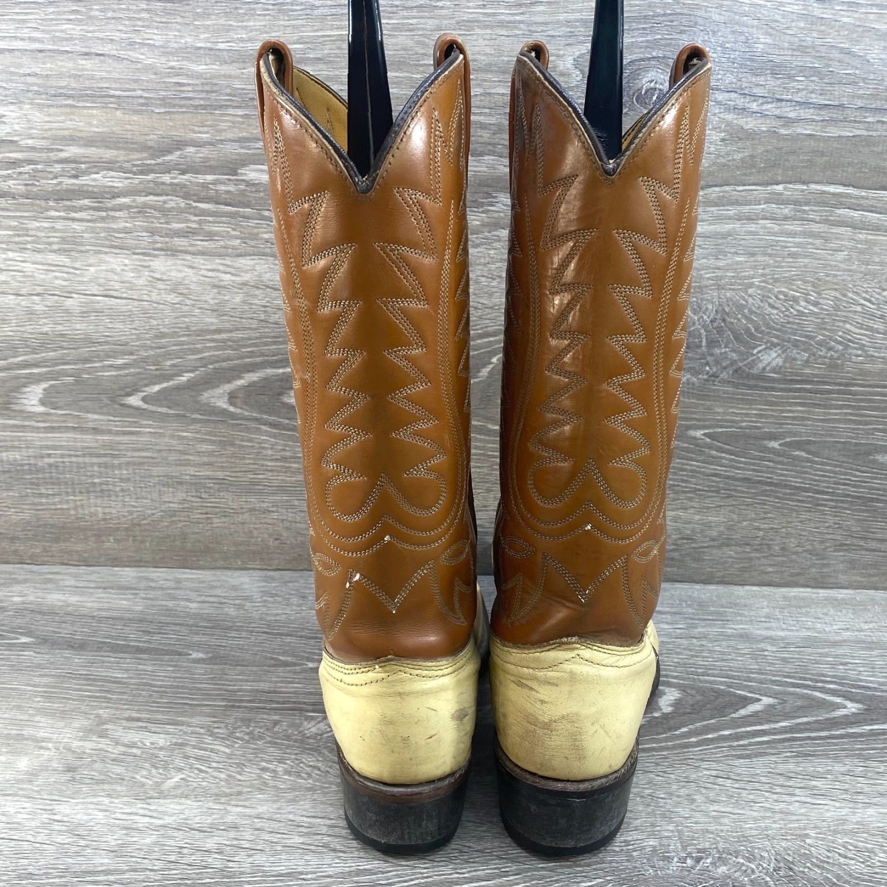 Vintage VINTAGE ACME Cowboy Boots Western Wingtip 6.5 C Brown Cream Two Tone Boot Women Western Cowboy Boots Wingtip 6.5 C Brown Cream ACME Boots Size US 7 / IT 37 - 6 Thumbnail