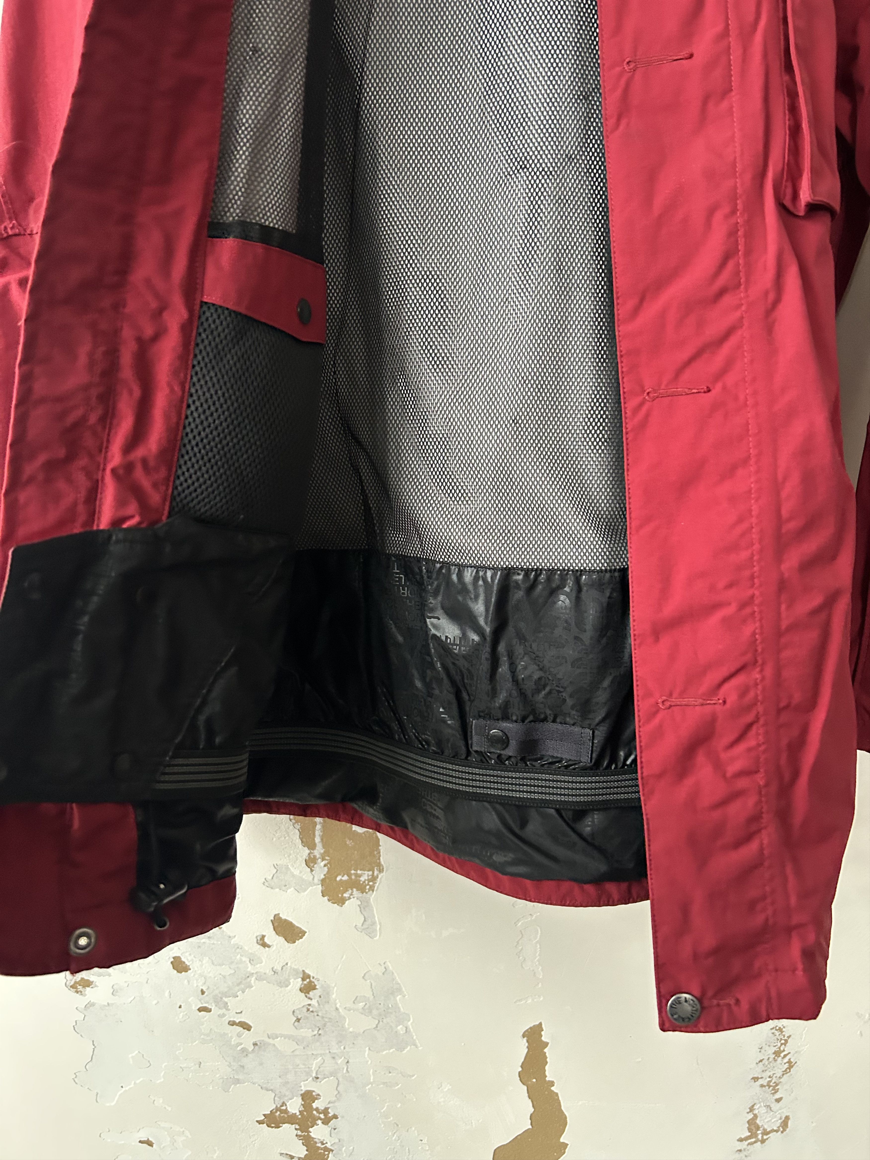 The North Face The North Face jacket gore-TEX Distressed Size US S / EU 44-46 / 1 - 8 Thumbnail
