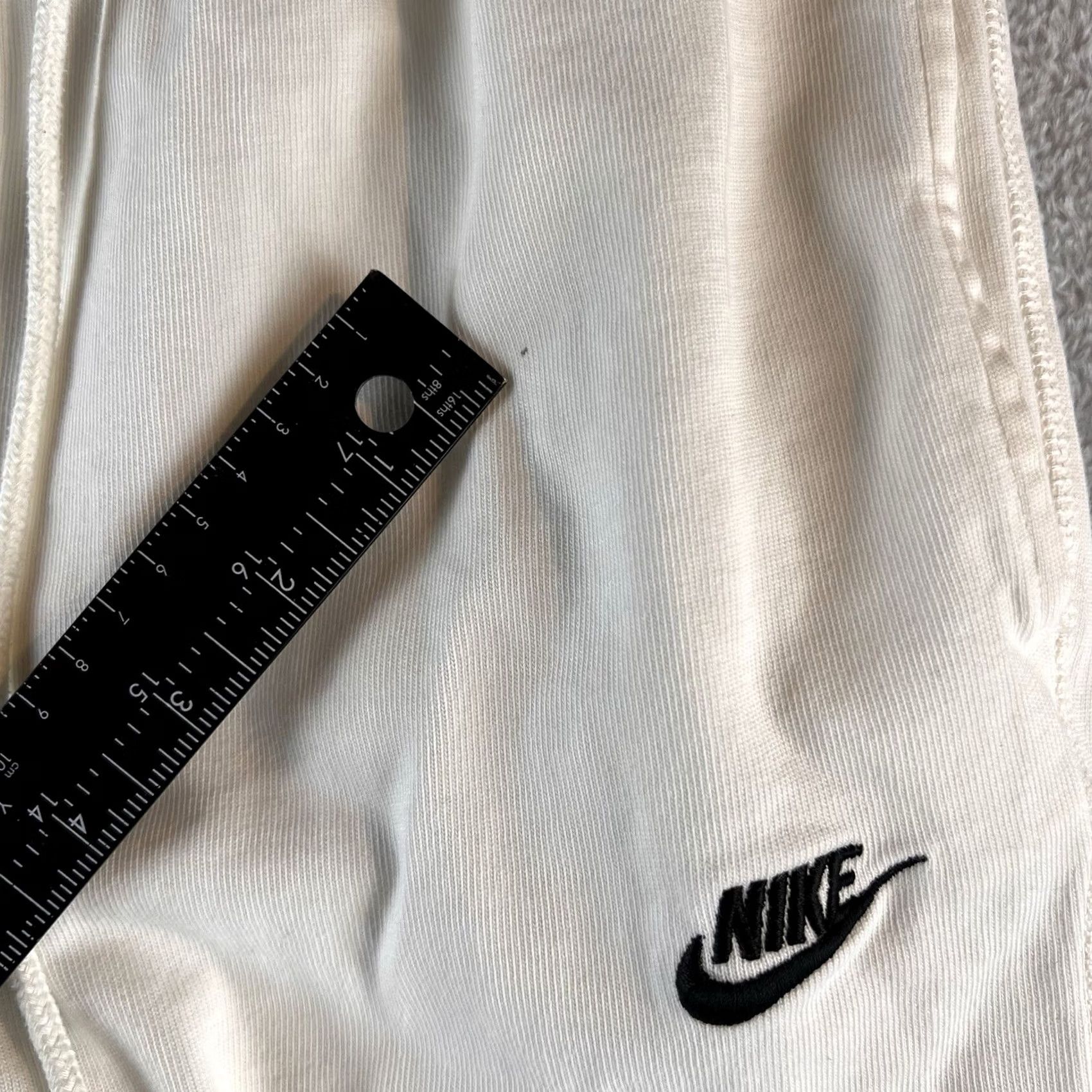 Nike Nike Club Jogger Sweatpants Pants Mens S Ivory FQ4330-133 Read Size US 29 - 6 Thumbnail