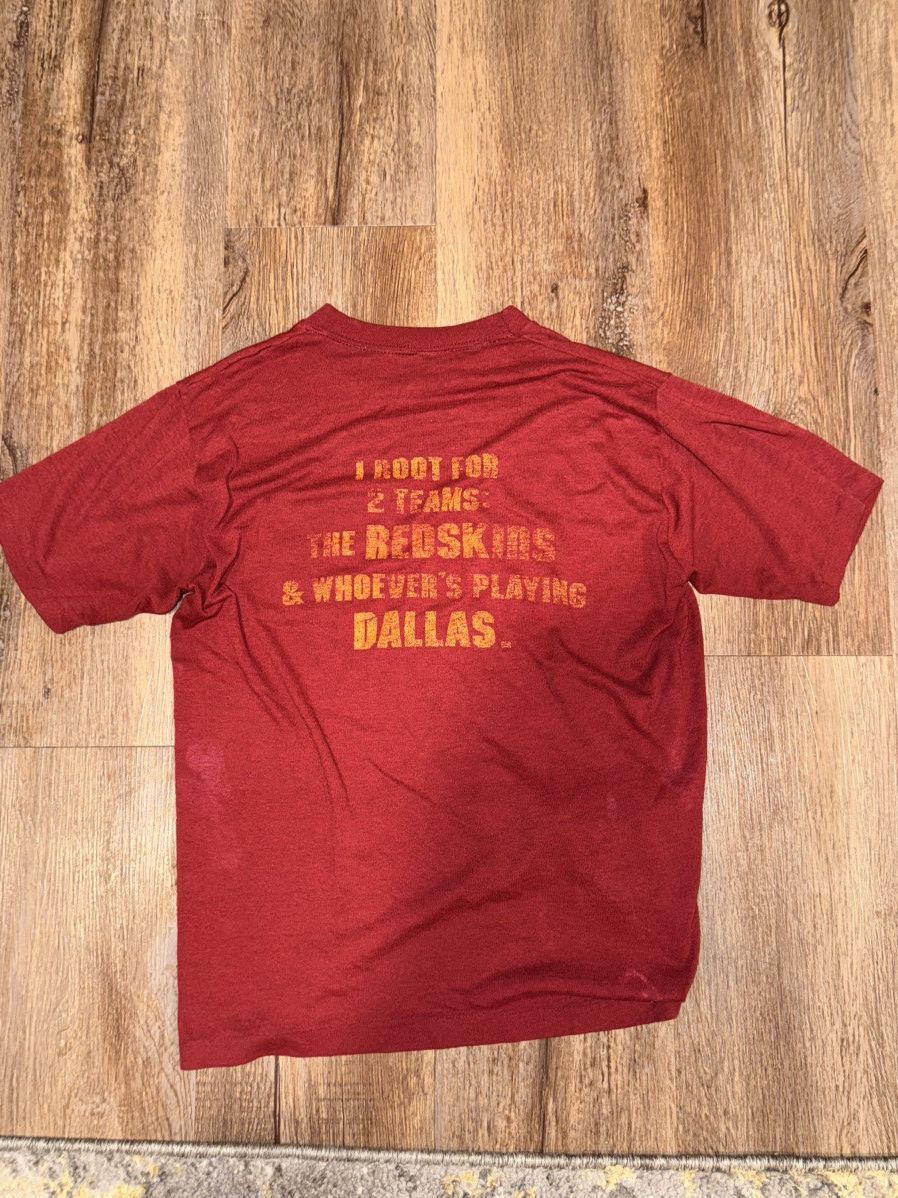 Other 70's Small Vintage Red T-Shirt Size US S / EU 44-46 / 1 - 5 Thumbnail