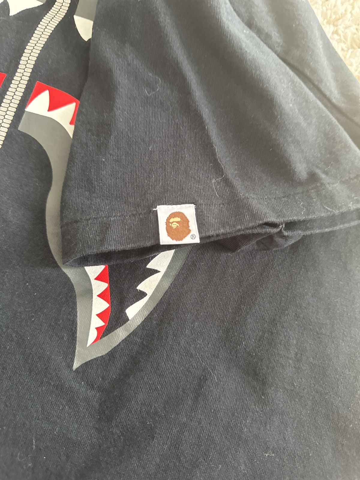 Bape Shark Tee Size US L / EU 52-54 / 3 - 2 Thumbnail