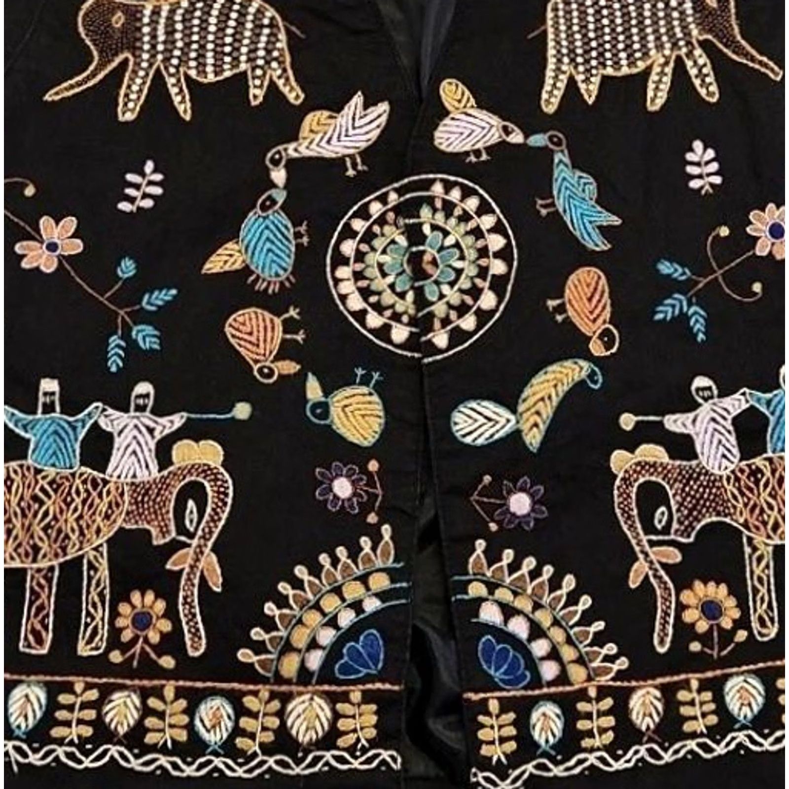 Vintage VINTAGE Newport News Black Embroidered Elephant Folk Art Boho Cotton Vest L Women Size L / US 10 / IT 46 - 3 Thumbnail