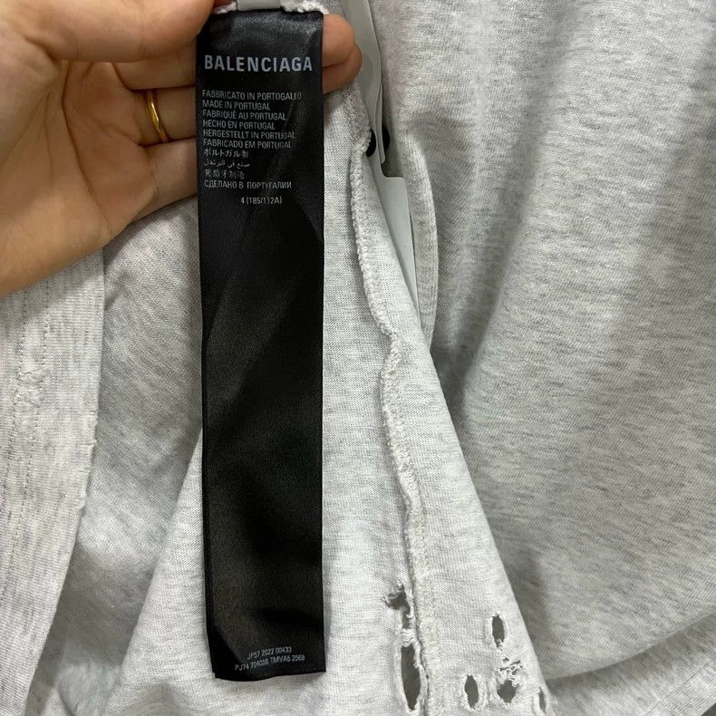 Balenciaga Balenciaga Repaired grey destruction crewneck short sleeve Size US XL / EU 56 / 4 - 5 Thumbnail