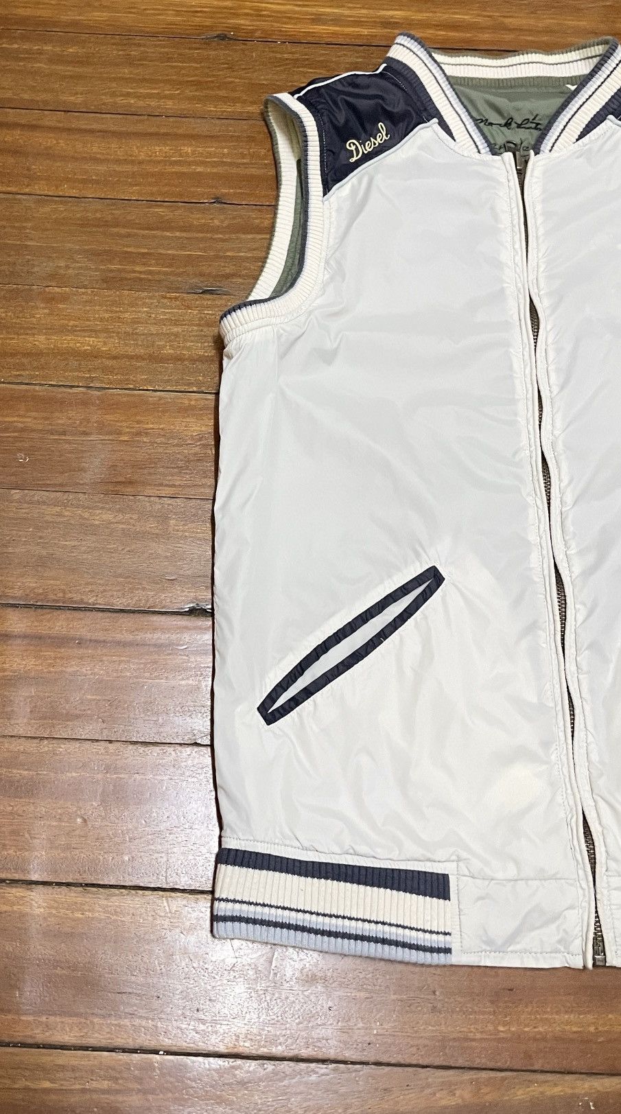 Diesel Very Rare Vintage Brand Diesel Sukajan Reversible Vest 1990s Size US S / EU 44-46 / 1 - 11 Thumbnail