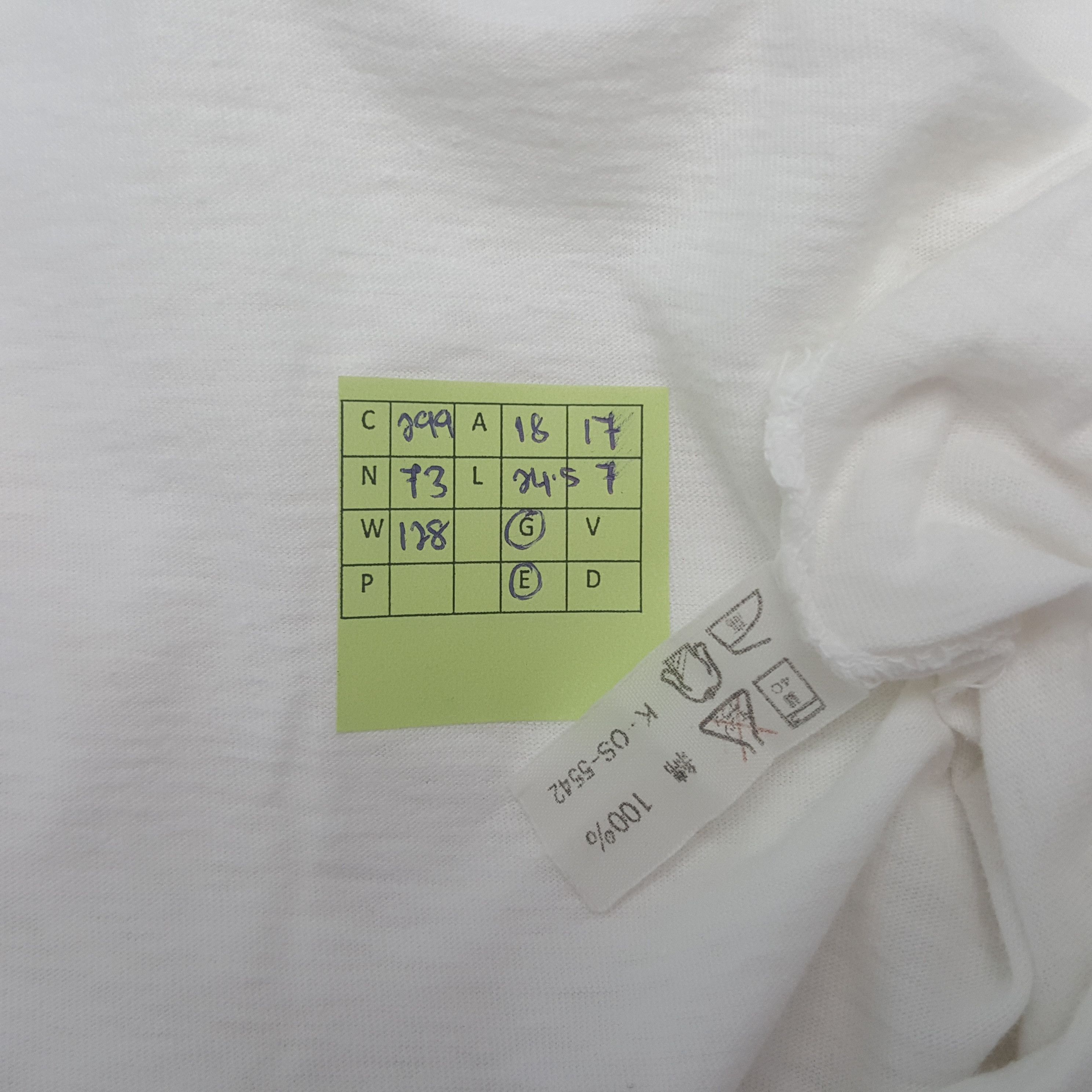 Issey Miyake Vintage Issey Miyake Japanese Designer Tshirt C299N73 Size US S / EU 44-46 / 1 - 5 Thumbnail