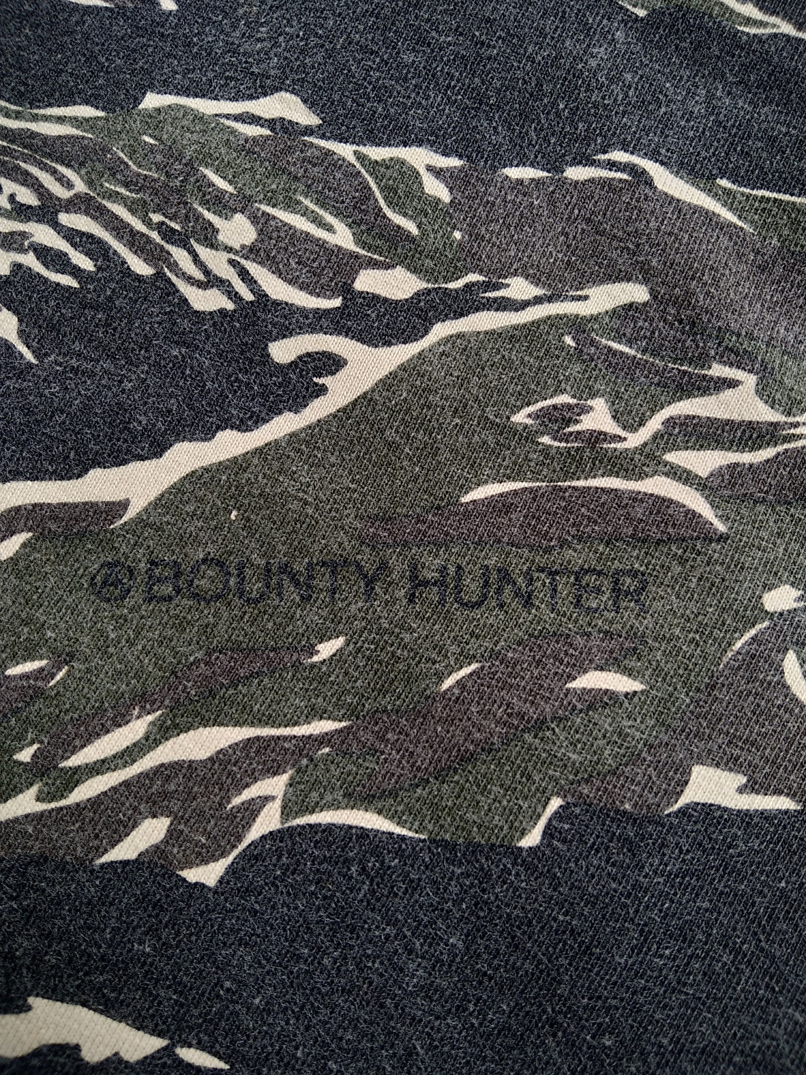 Bounty Hunter × If Six Was Nine Vtg 00s Bounty Hunter Skull Print Tiger Stripe Camo T shirt Size US M / EU 48-50 / 2 - 3 Thumbnail